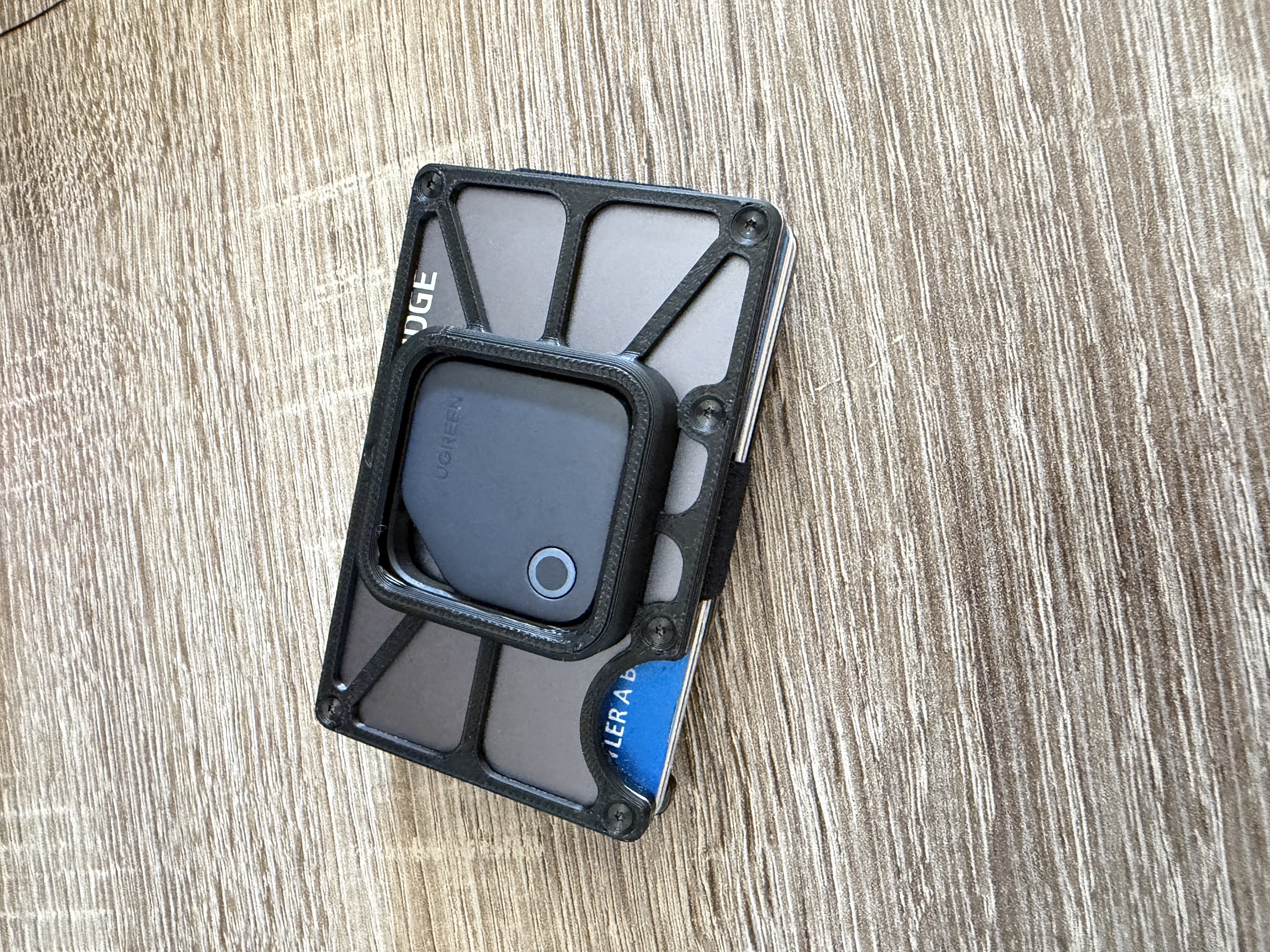 UGREEN FineTrack Tag Plate for Ridge Wallet (*original screws*)