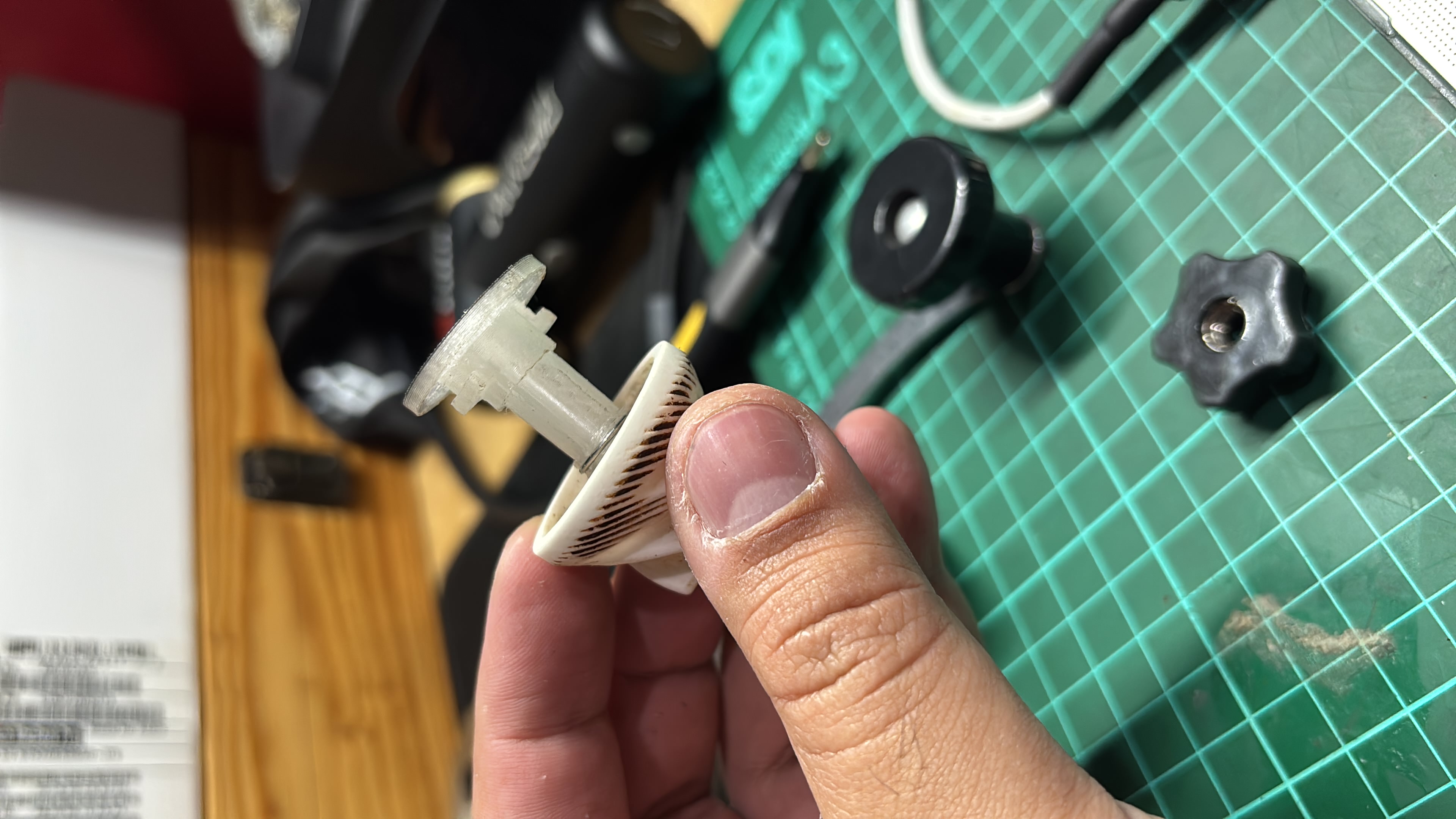 Hand Grinder Burr Replacement Interface