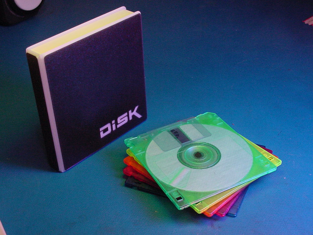 Retro 3.5" Floppy Disk Case Clone — miniatura 4