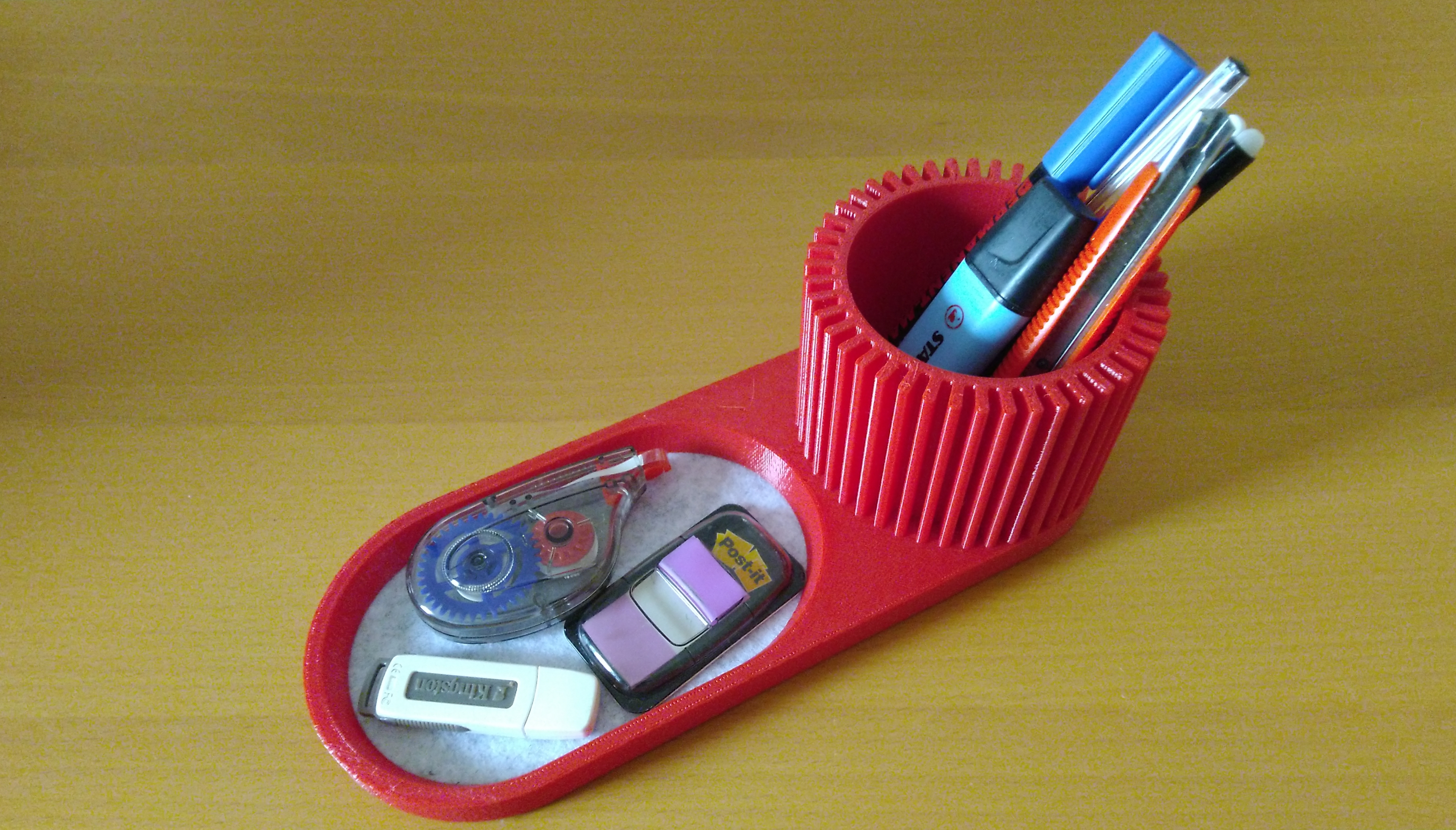 3D Printed Desk Organizer with Soft Felt Base for Office Essentials — miniatura 4