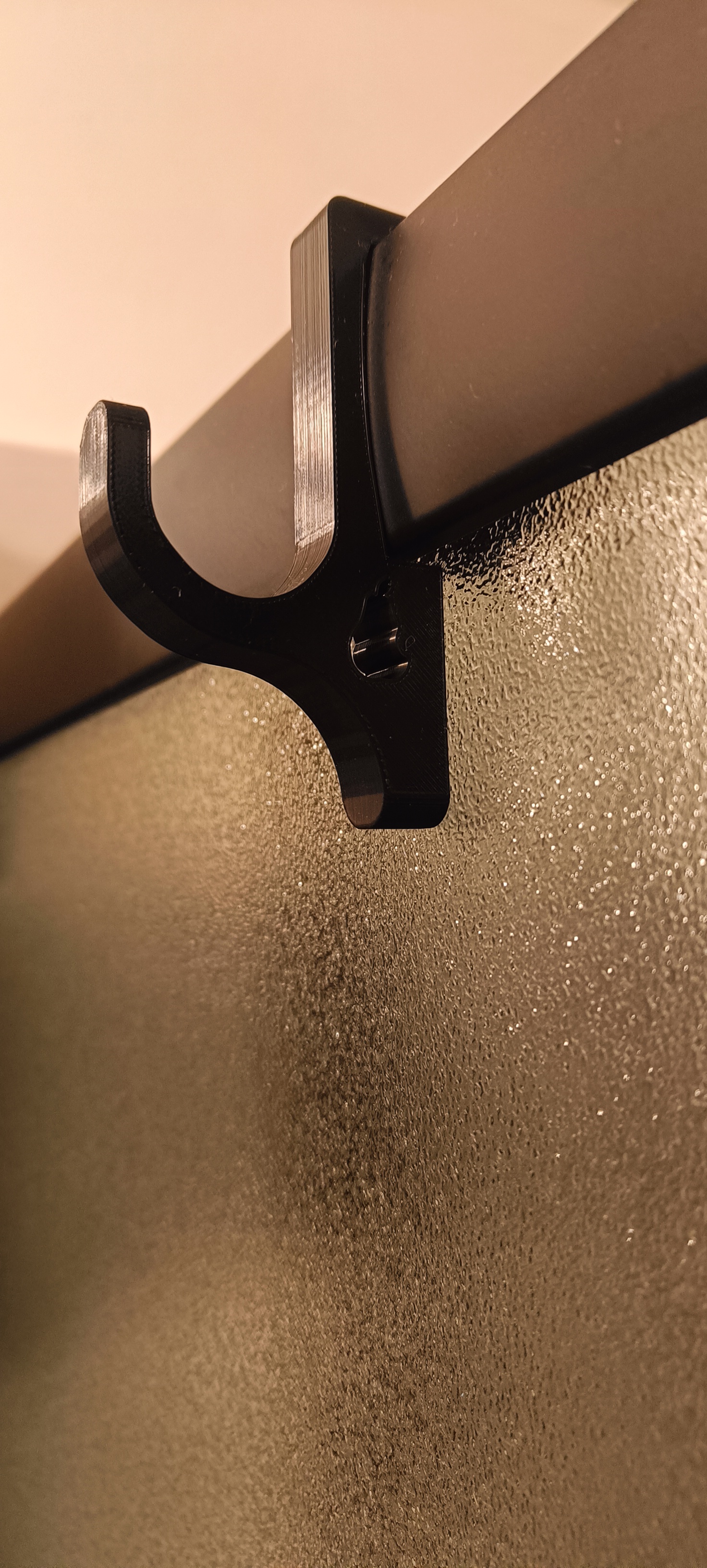 Háček na sprchový kout POINT AS BLACK / Shower hook for POINT AS BLACK