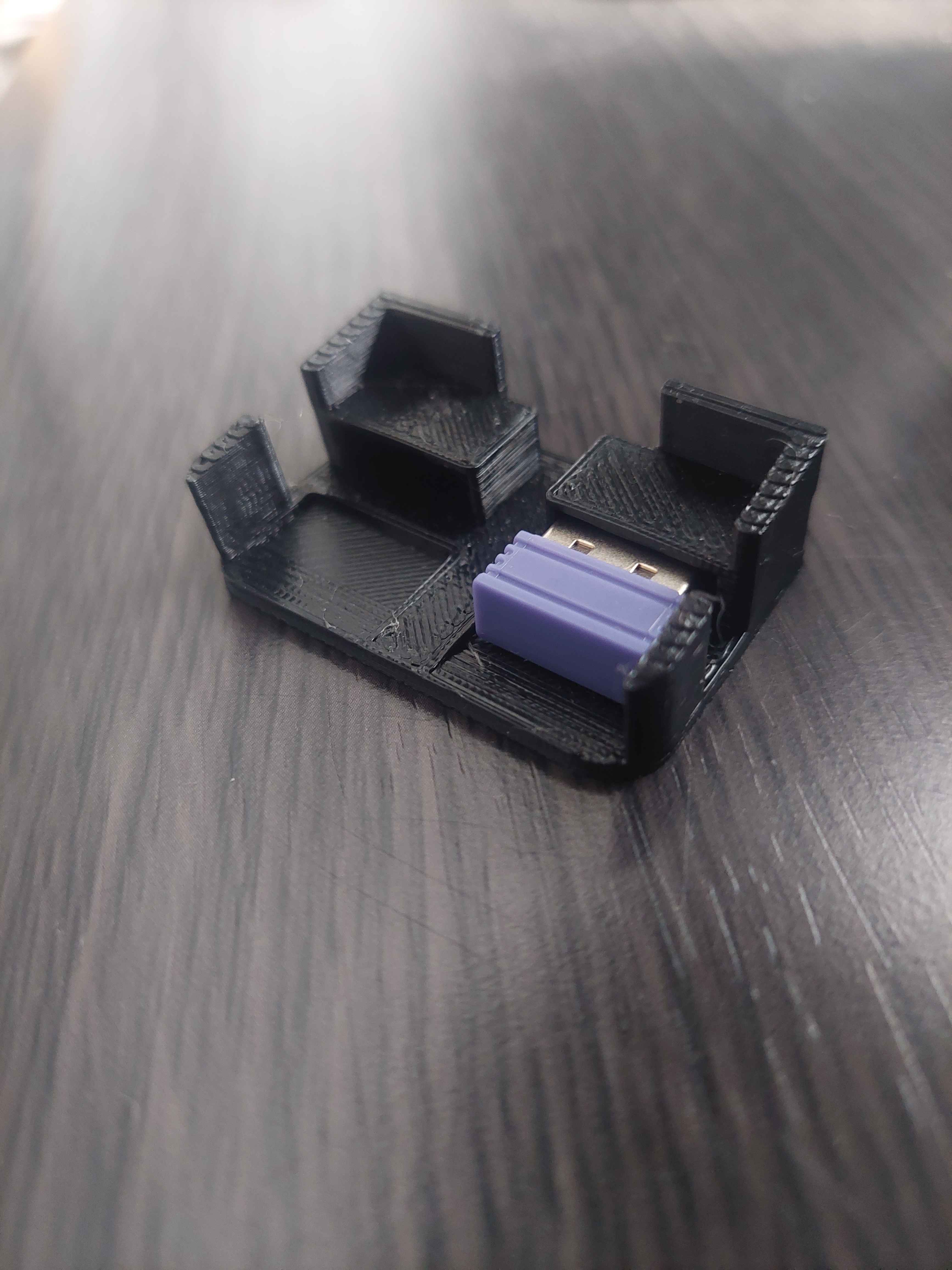 MG108 USB Holder Cover