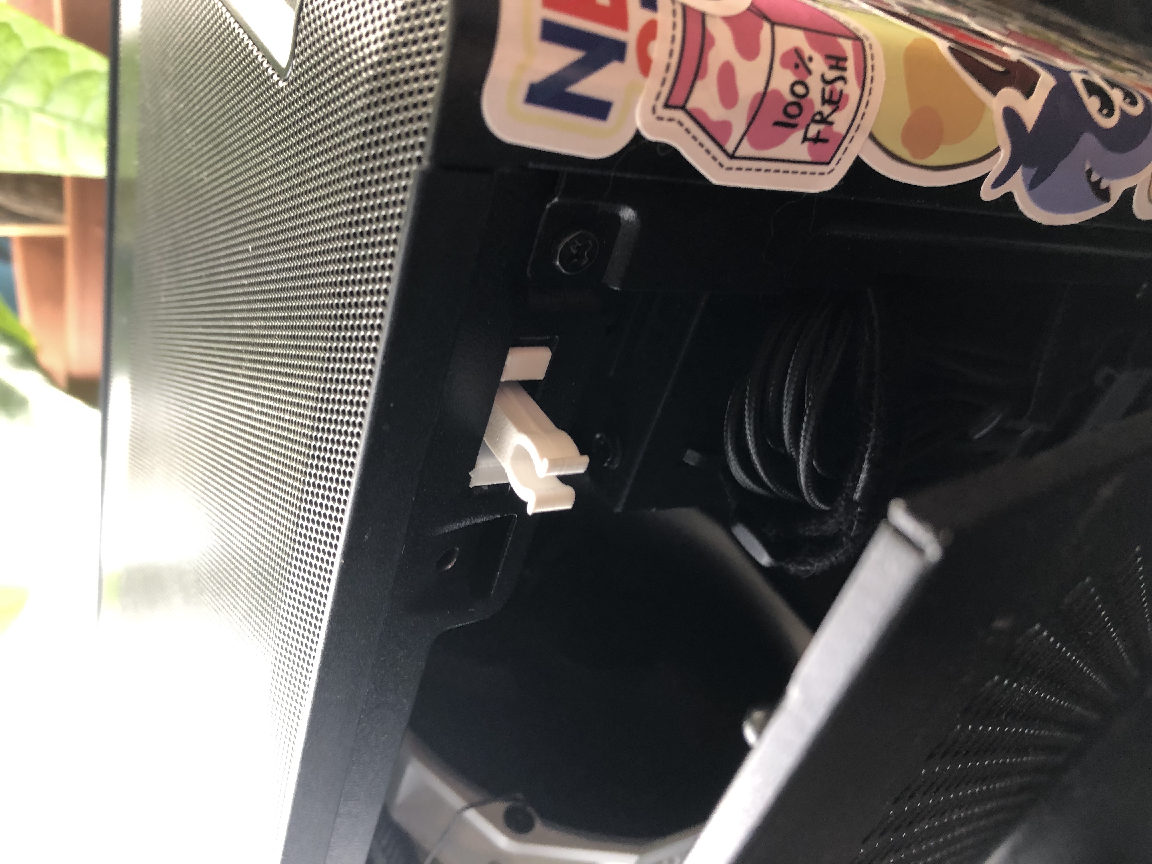 NR200 15mm panel clip