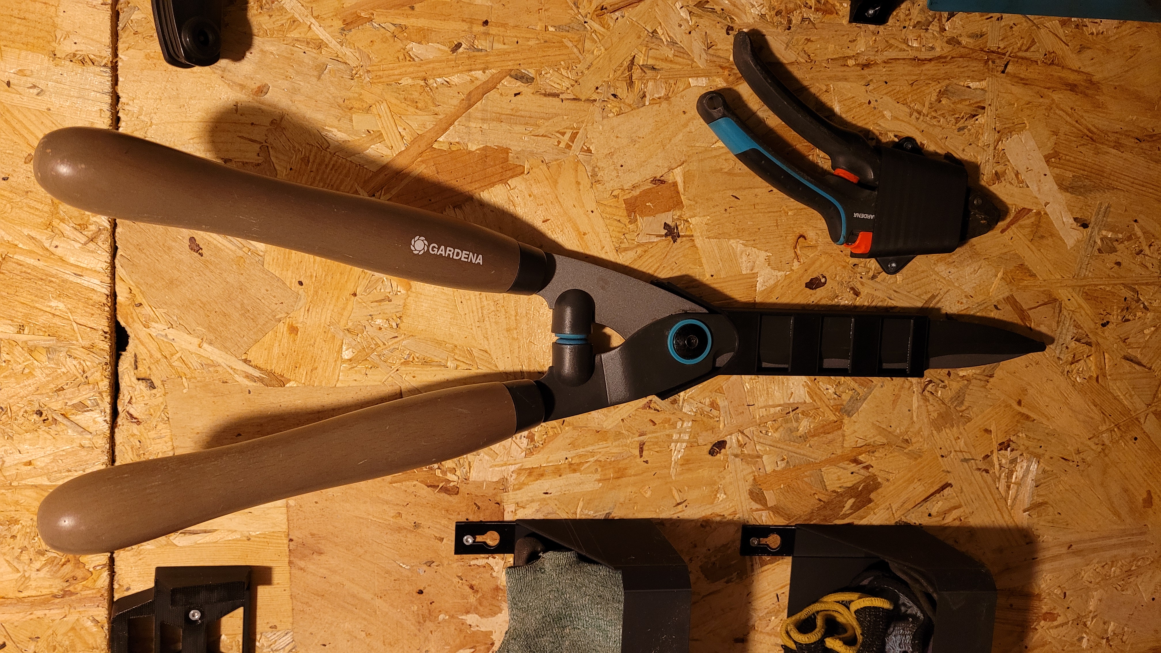 Gardena Heckenschere NatureCut Wandhalterung