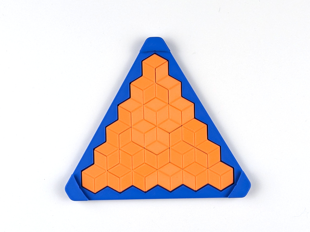 Pentacubits Puzzle