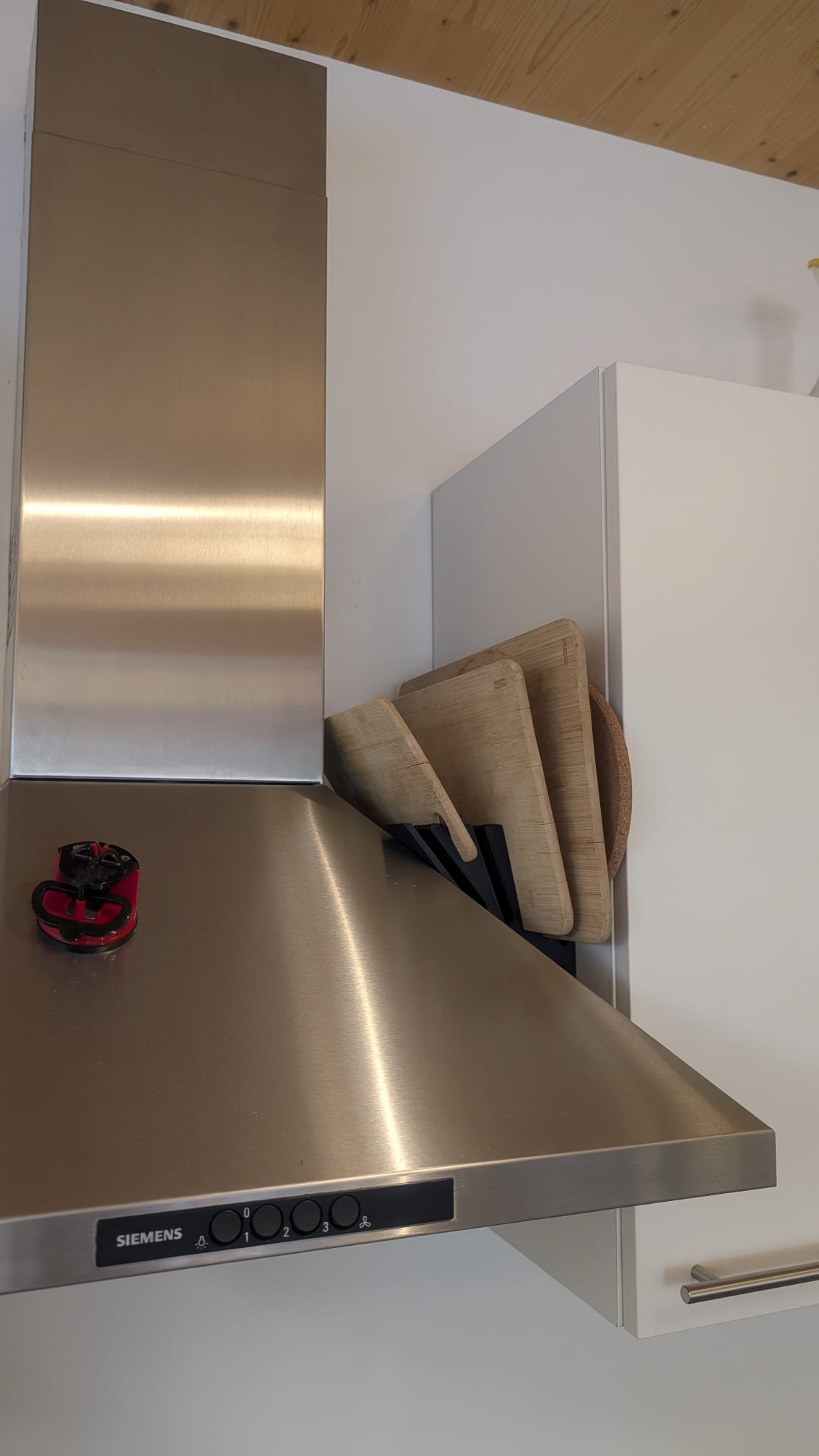 Cutting board rack / Kitchen organizer