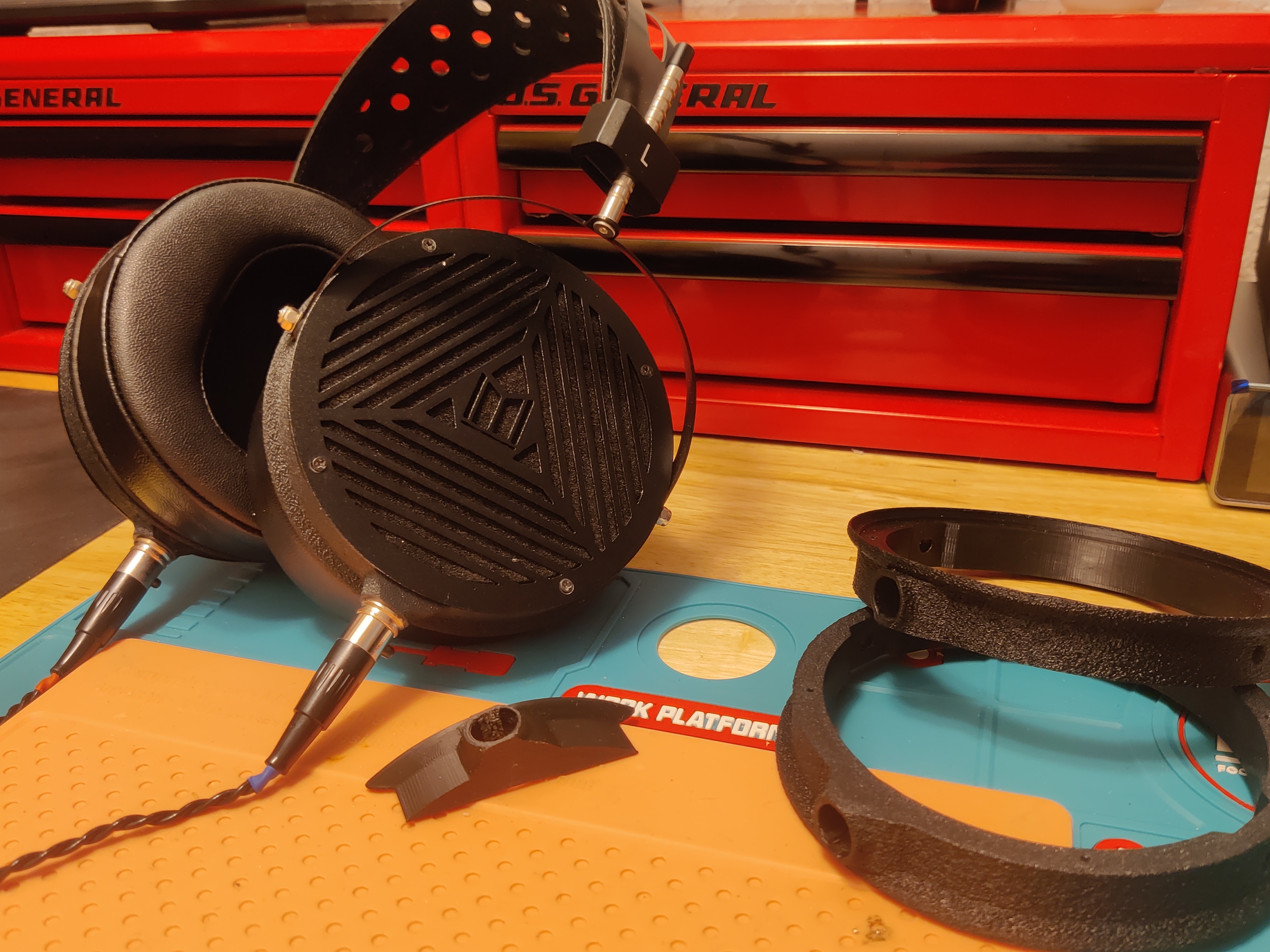 Monoprice Monolith M1060 driver housing XLR Mod