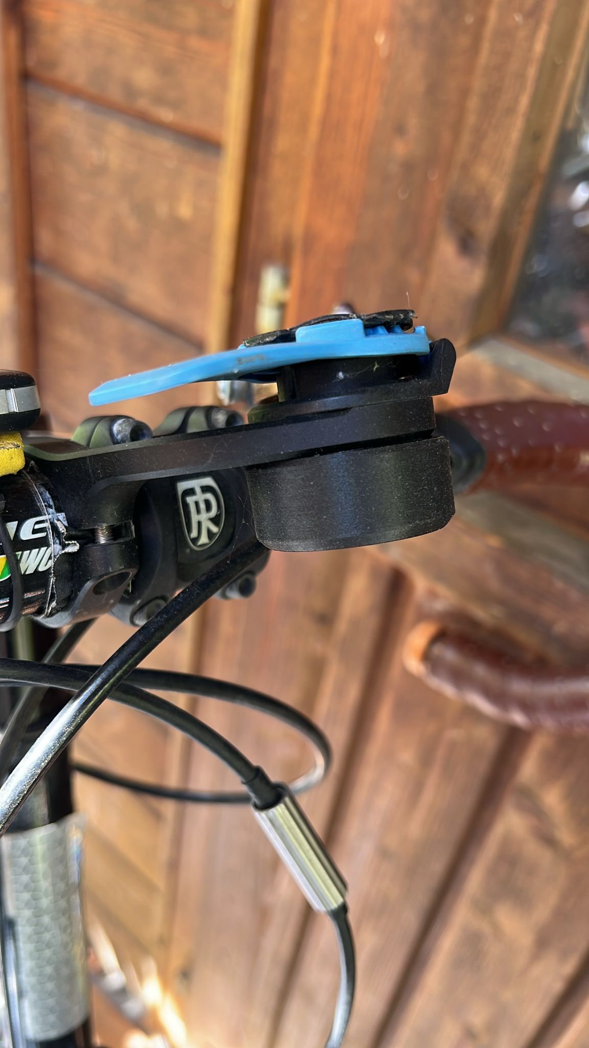 AirTag bike holder for QuadLock
