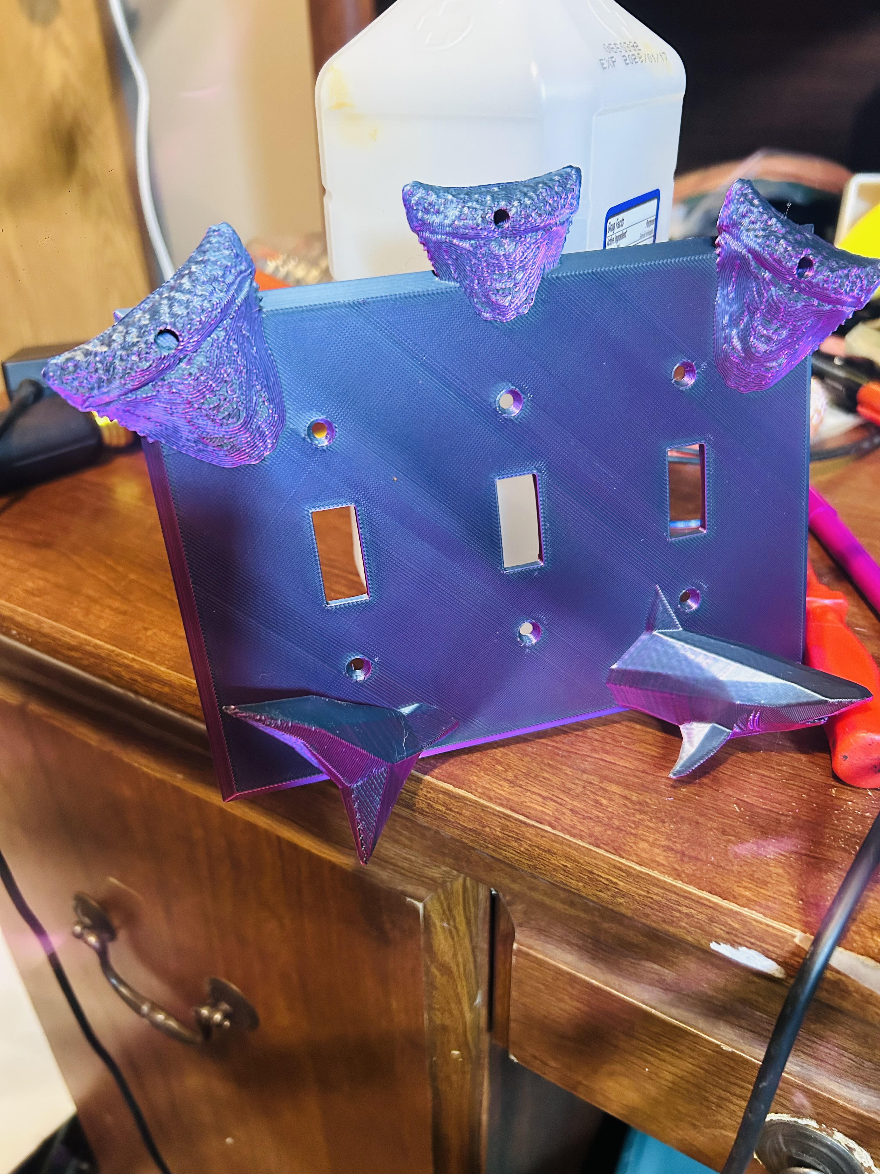 3 switch shark panel