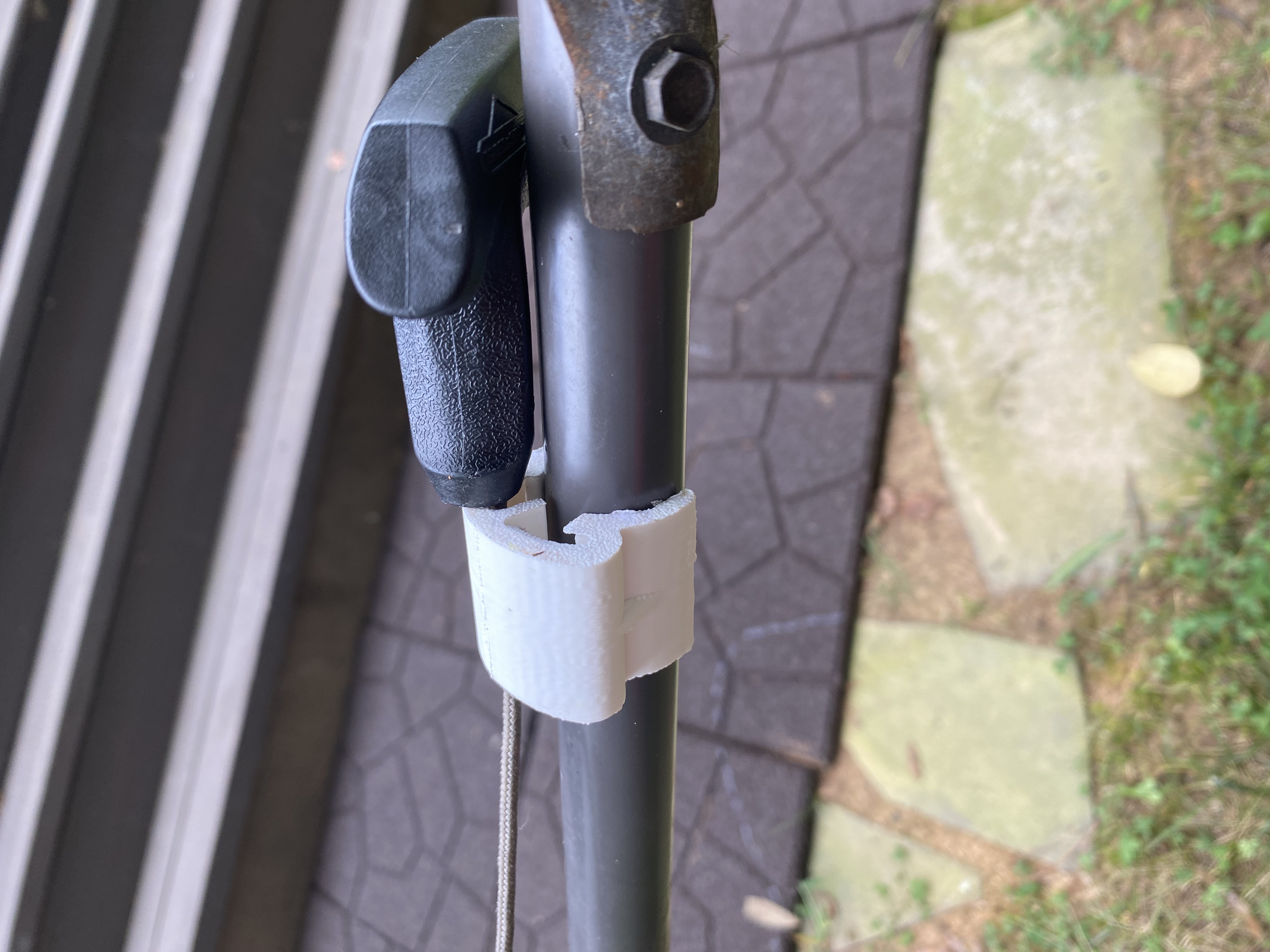 Husqvarna Cable Holder - Longer pegs