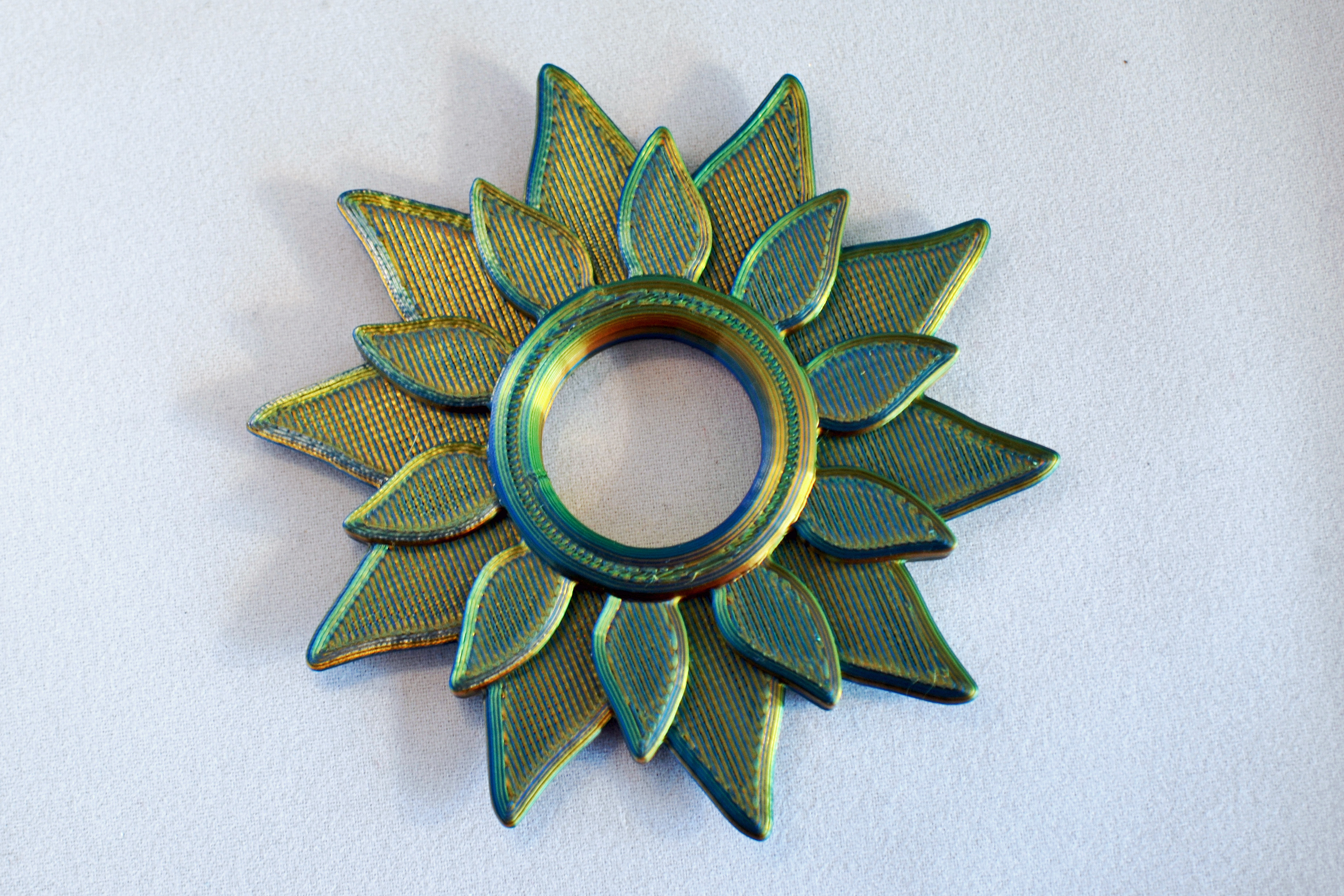 Sunburst/flower fidget — miniatura 2