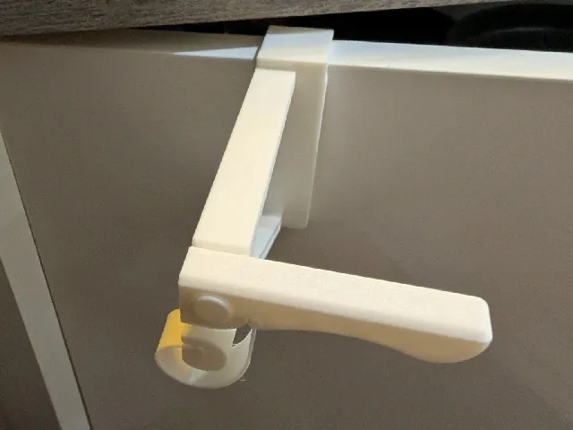 Paper towel Holder - Print in place - Kitchen door hanger