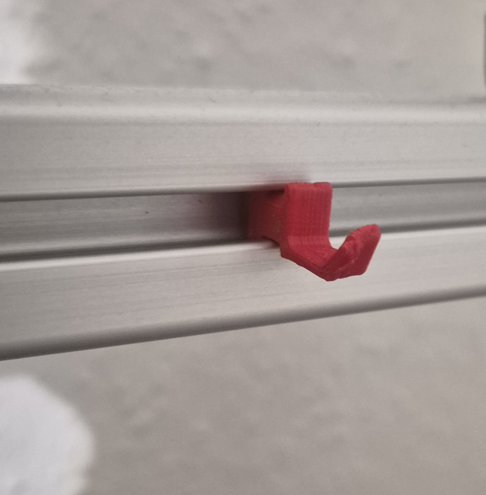 Best 3030 profile hook (drop-in, no tools)