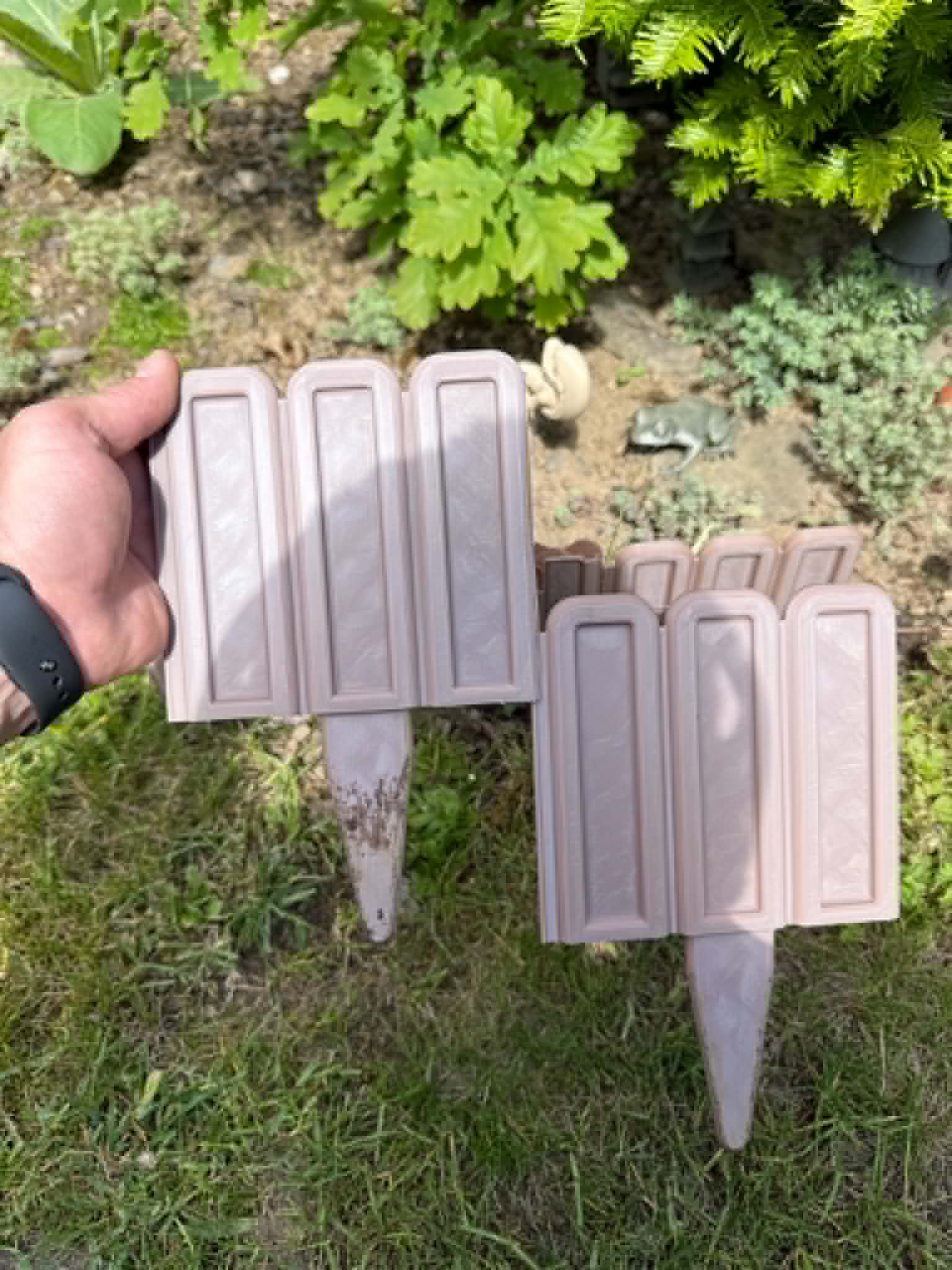Modular garden curb