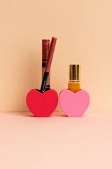 Heart-Shaped Makeup Organizer / Pen Holder