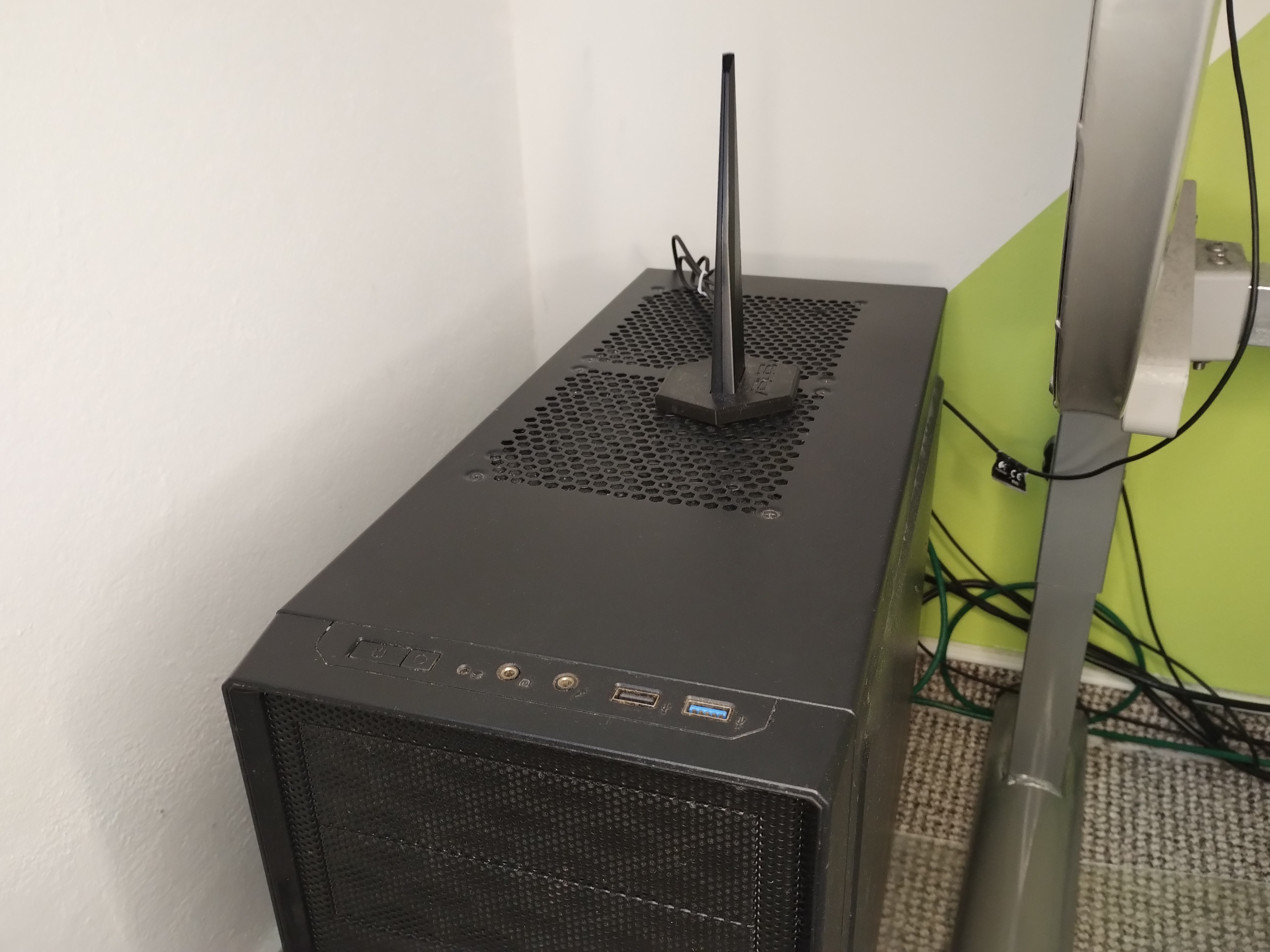 Asus Wi-Fi Stand