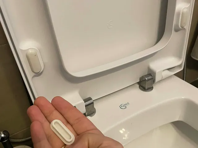 Soft close for toilet lid