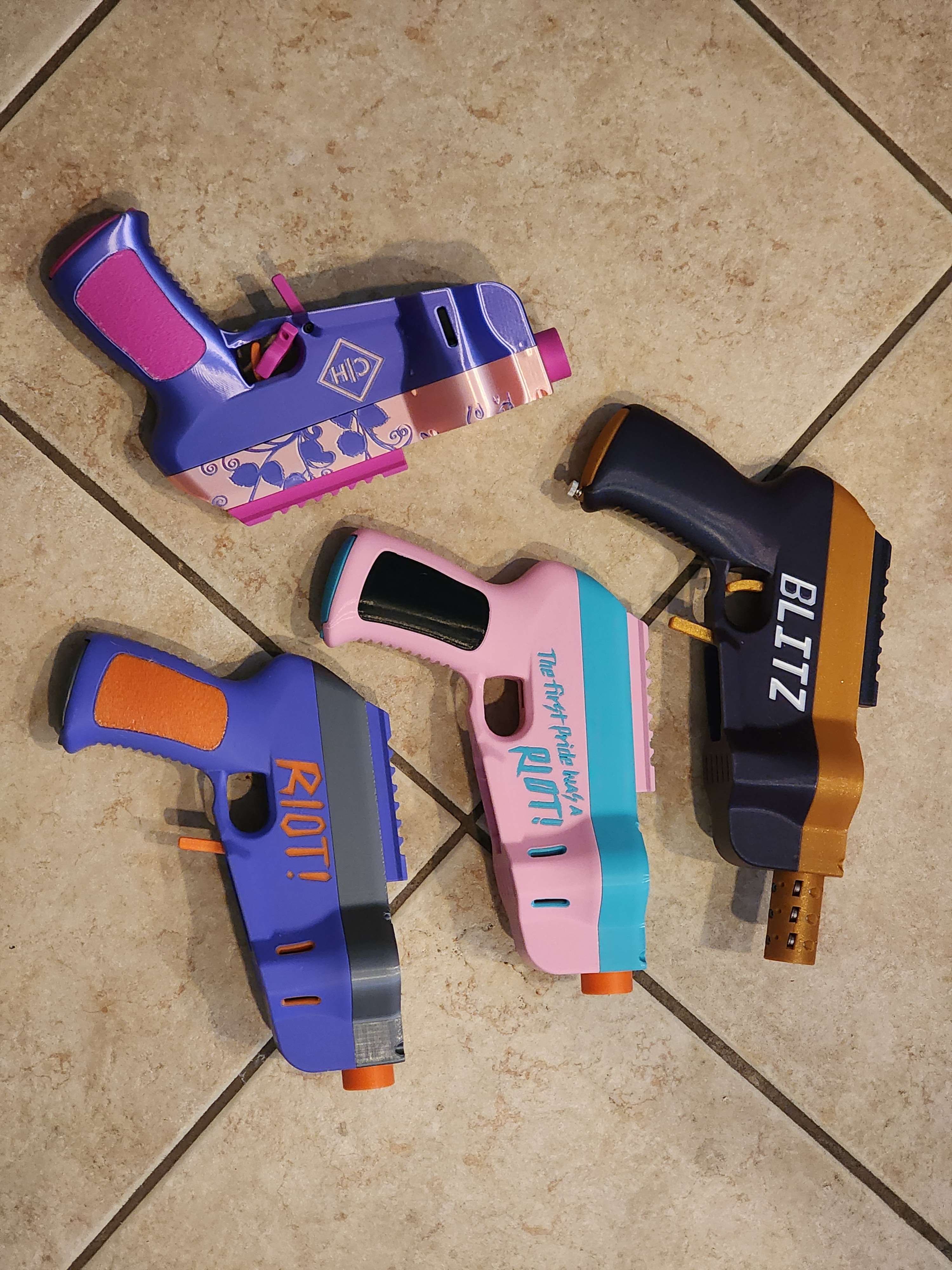Riot! — miniatura 6