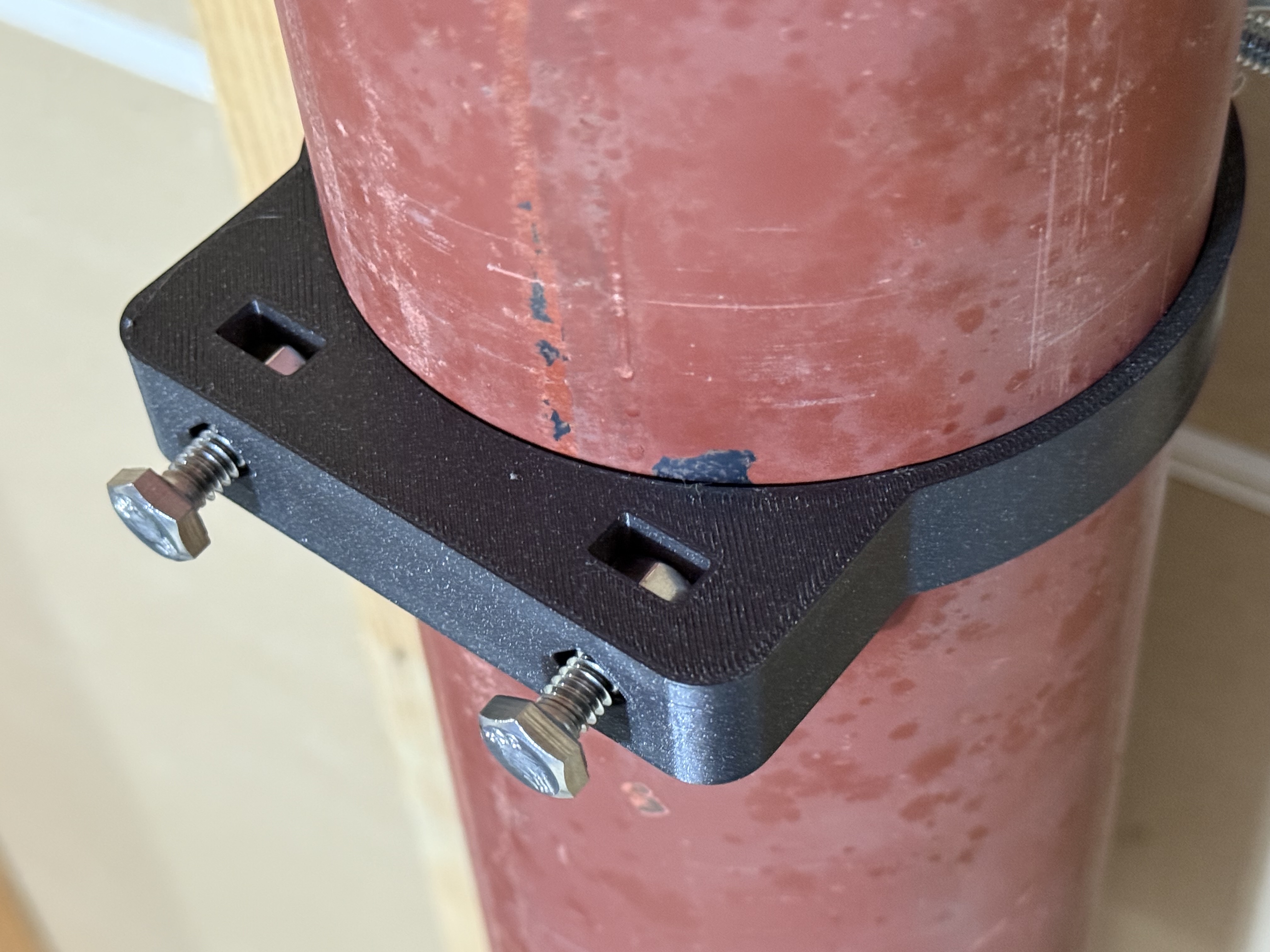 Pipe clamp for 4 inch pipes or columns, with mount options