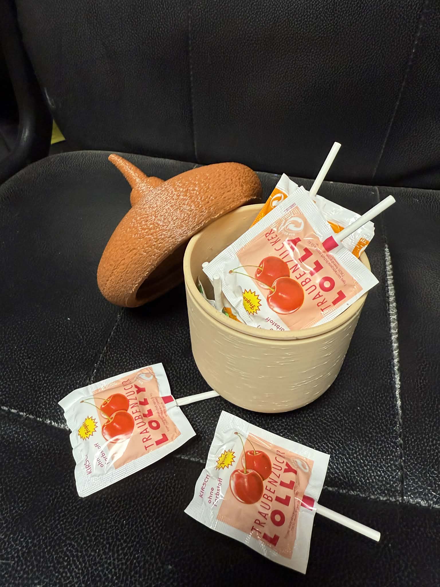 Box, Candy box in the shape of an acorn