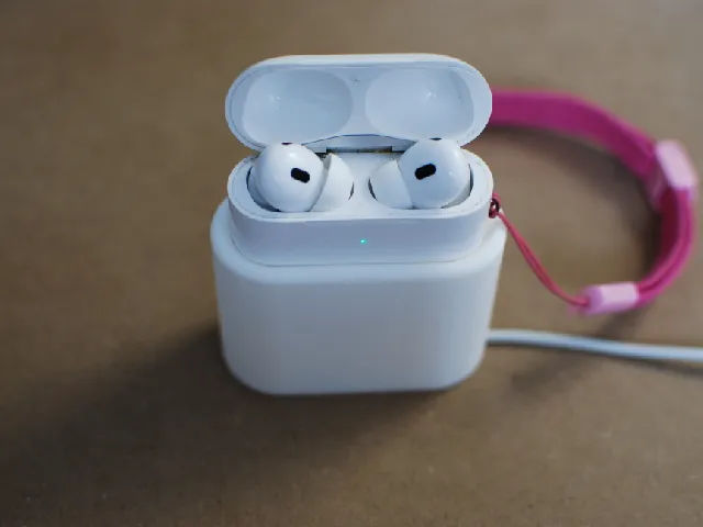 AirPods Modular Charging Dock - Lightning Connector