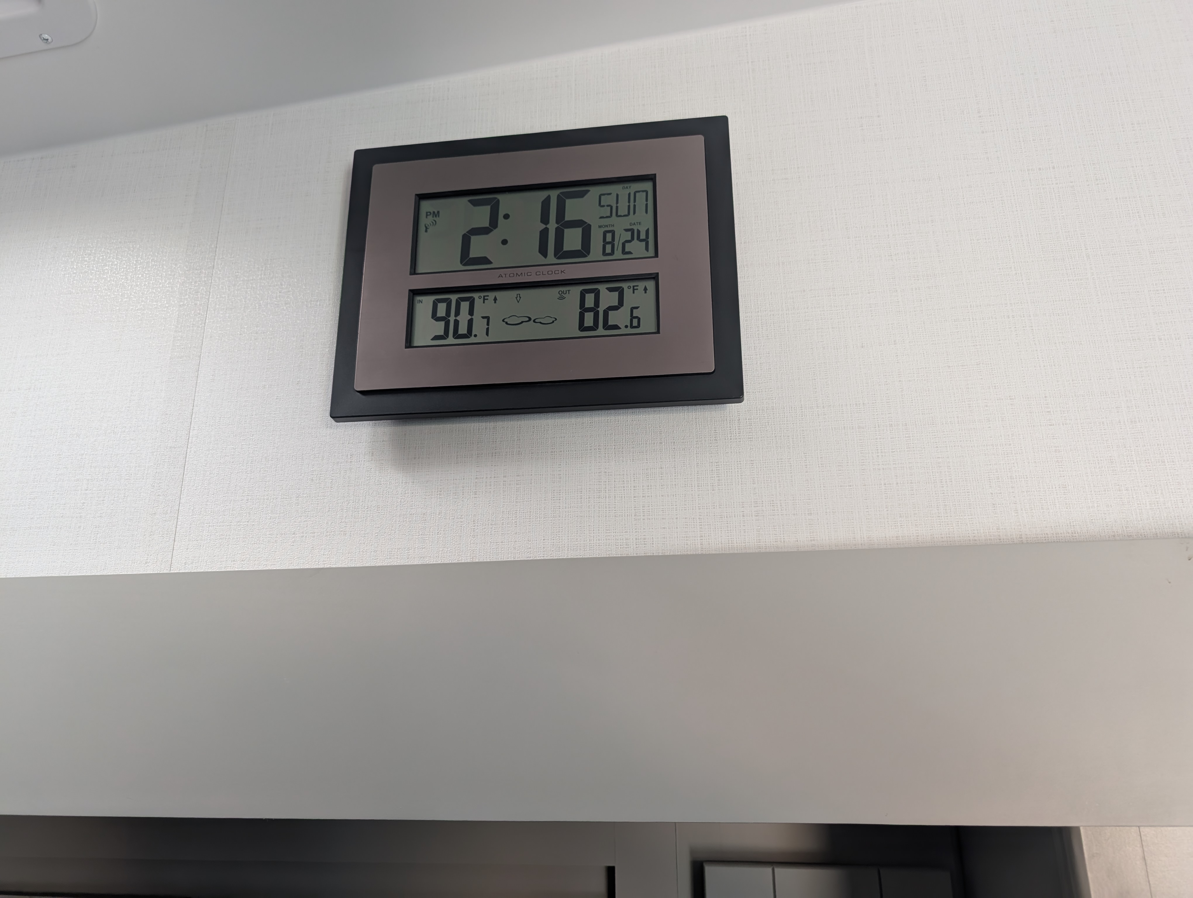 Lacrosse Atomic Clock Mount for RV