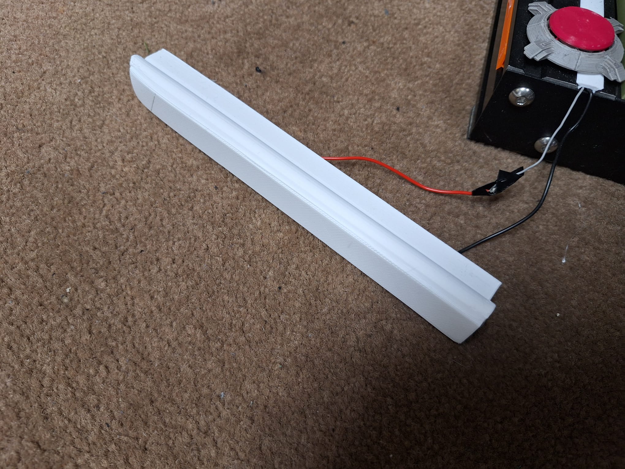 Miniatura 2 do modelo 3D AA Battery Pack - 4.5V inline battery casing