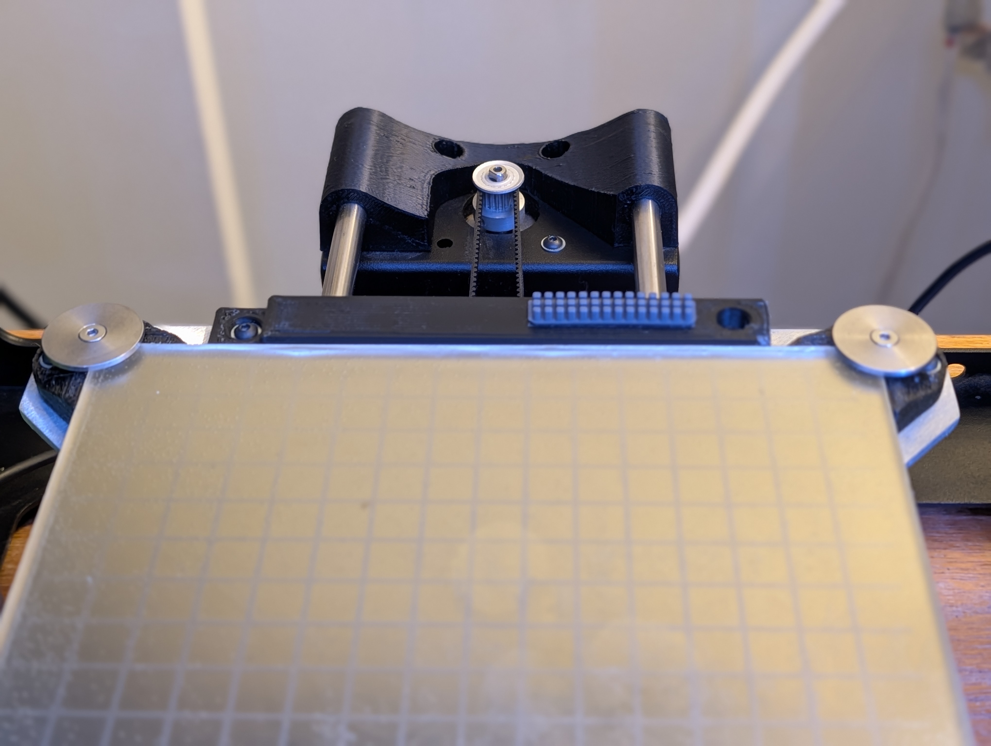 Better Lulzbot Mini Wiper Bracket - remix with fixed screw positions and trimmed version