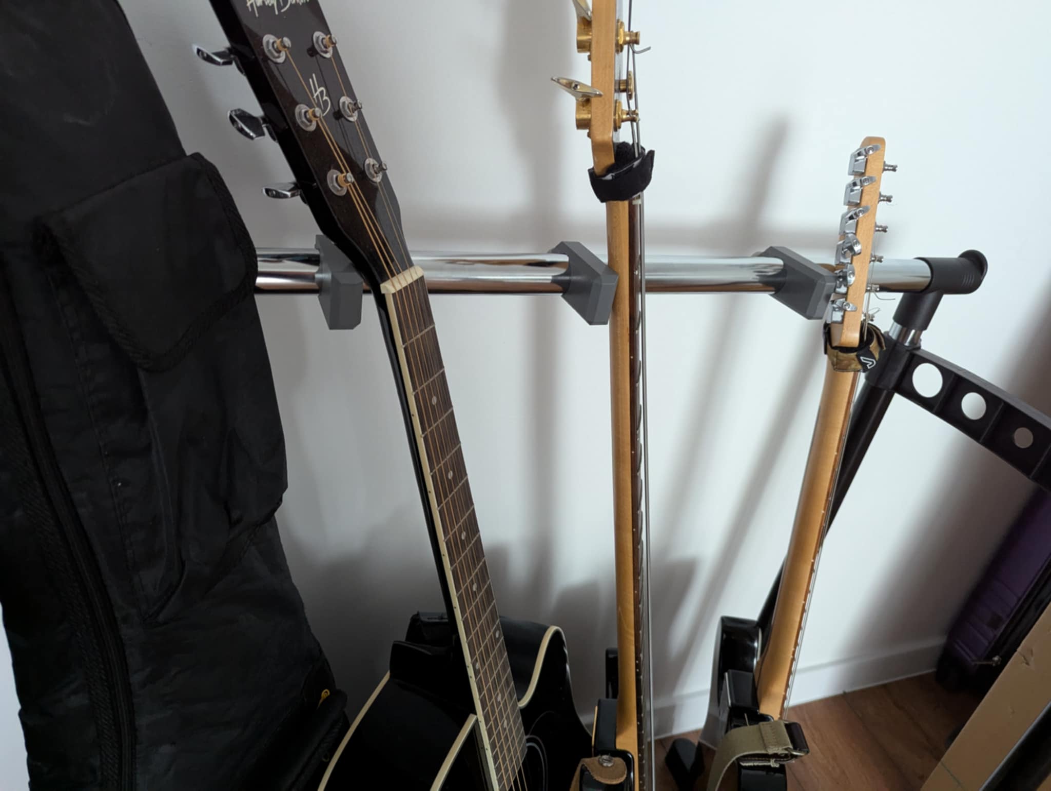 Guitar support stopper