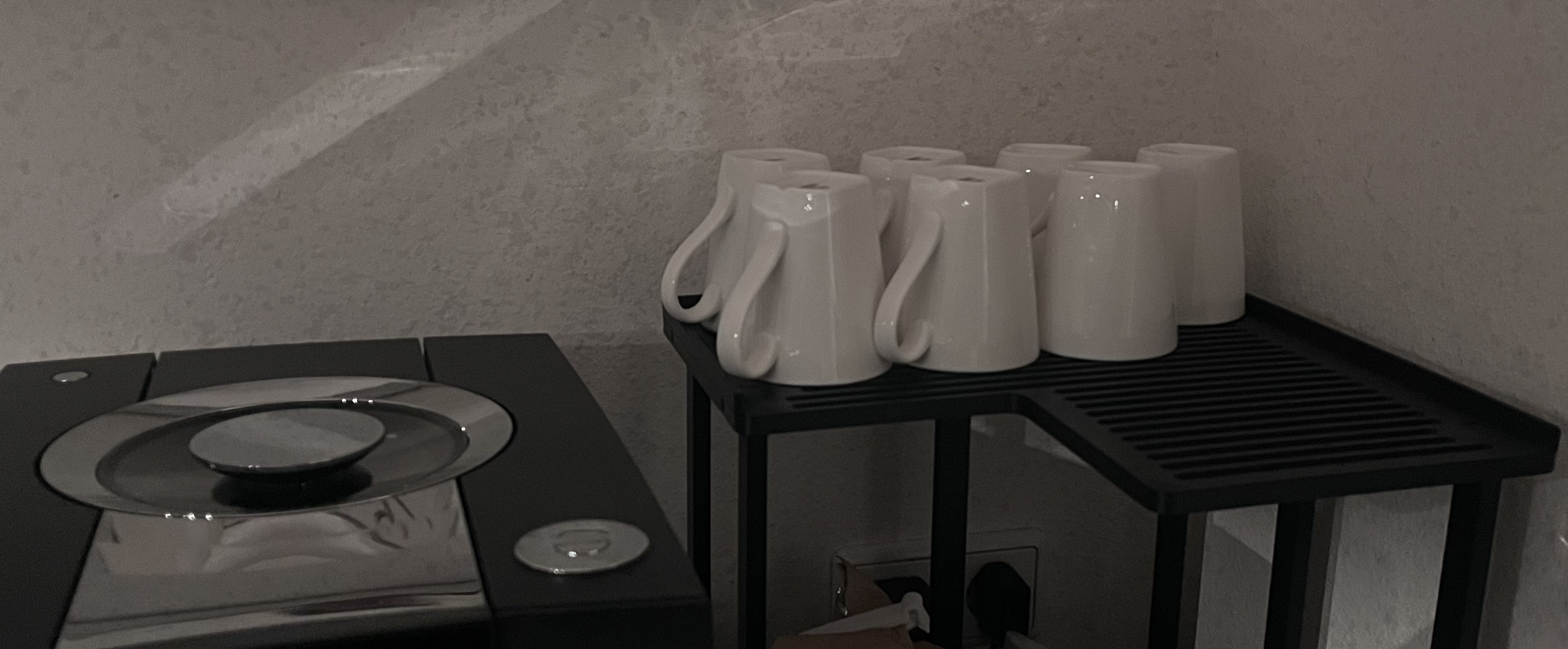 Modular Desktop Shelf – No Support & Expandable