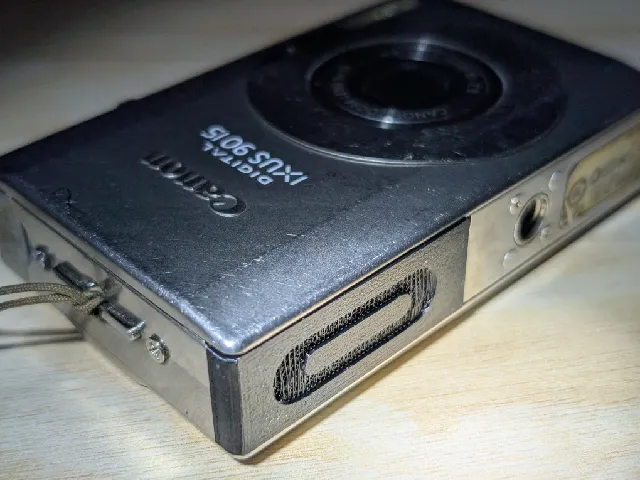 Canon Ixus 90IS Battery Cover