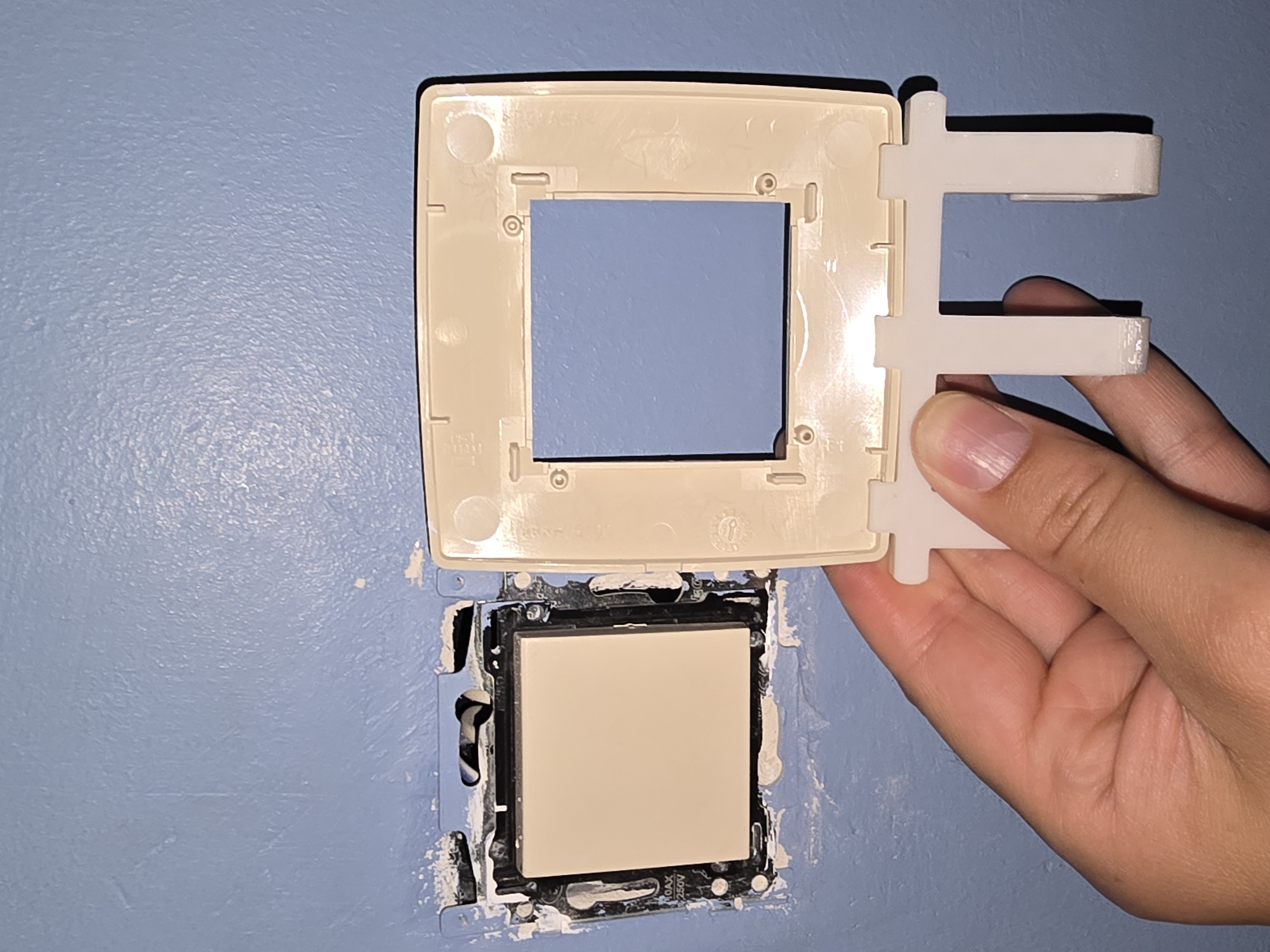 Miniatura 6 do modelo 3D Light switch key hook holder