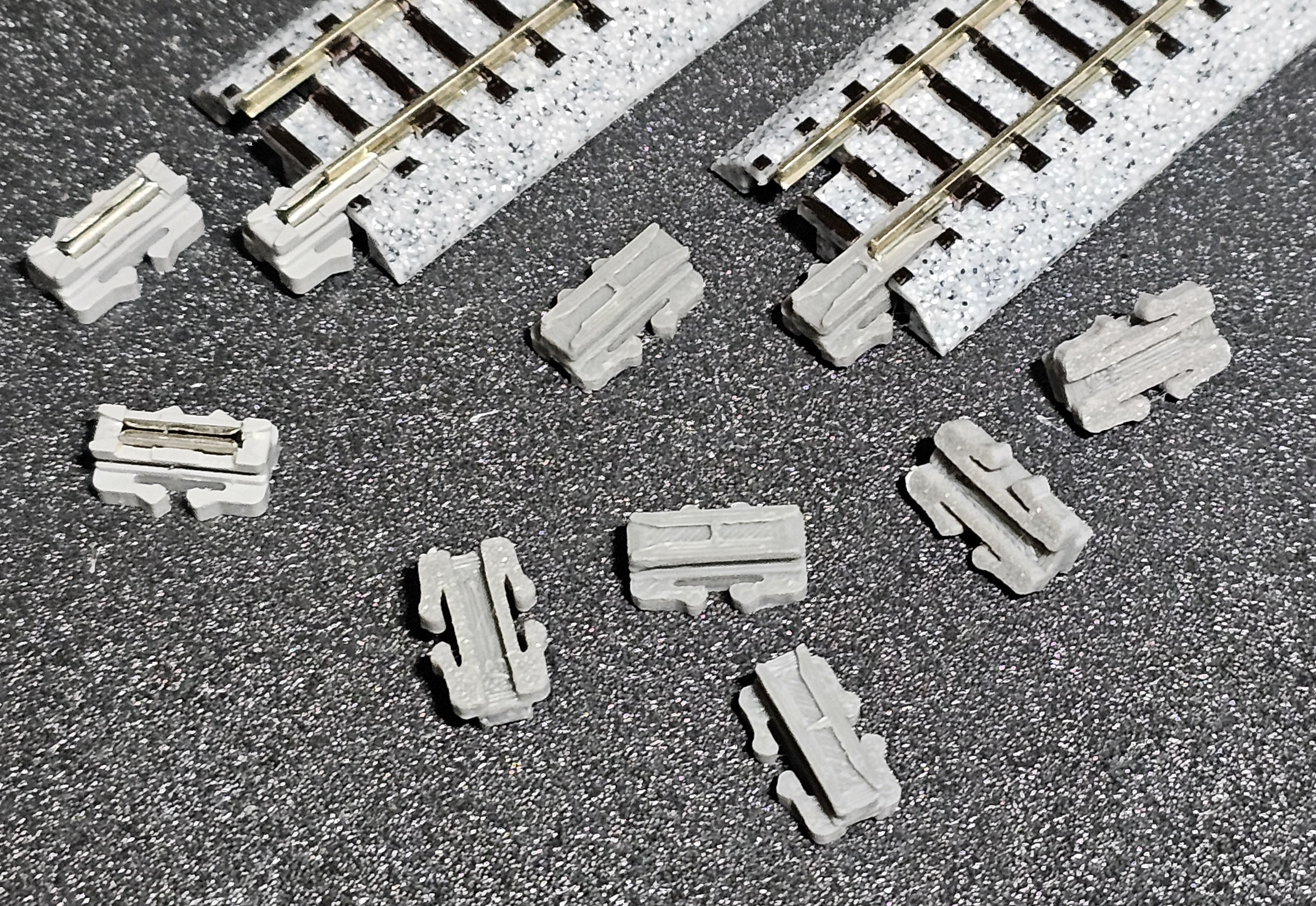 Kato Unitrack Insulated Unijoiner Alternative - N/HO Scale