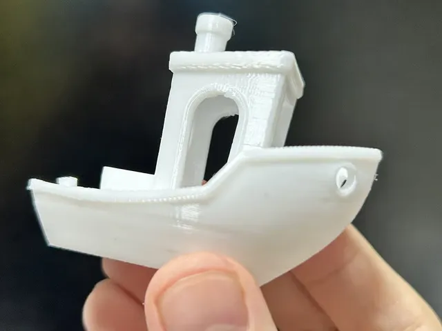 Benchy But For Left Handed People (MIRRORED)