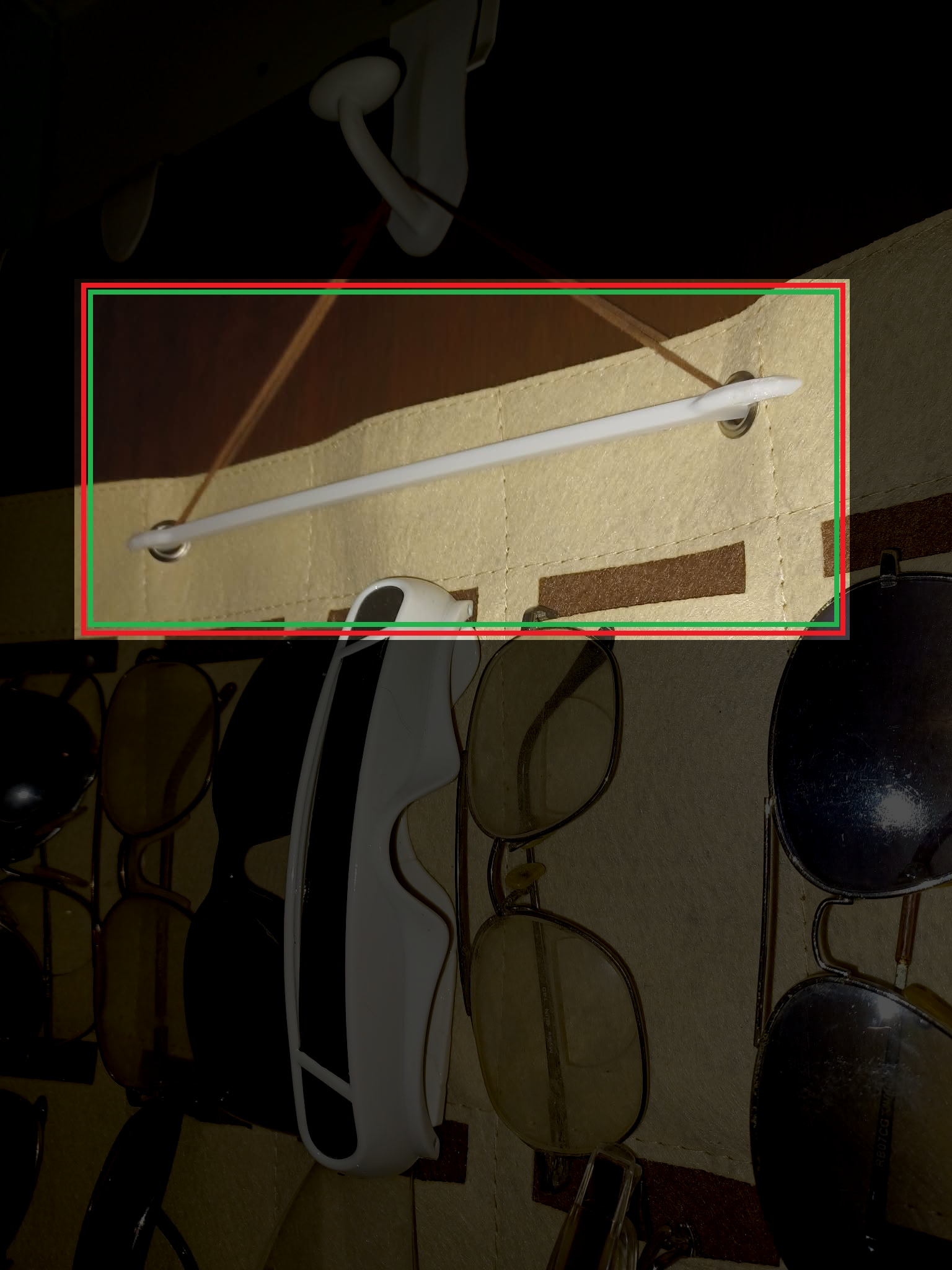 glasses mat support rod