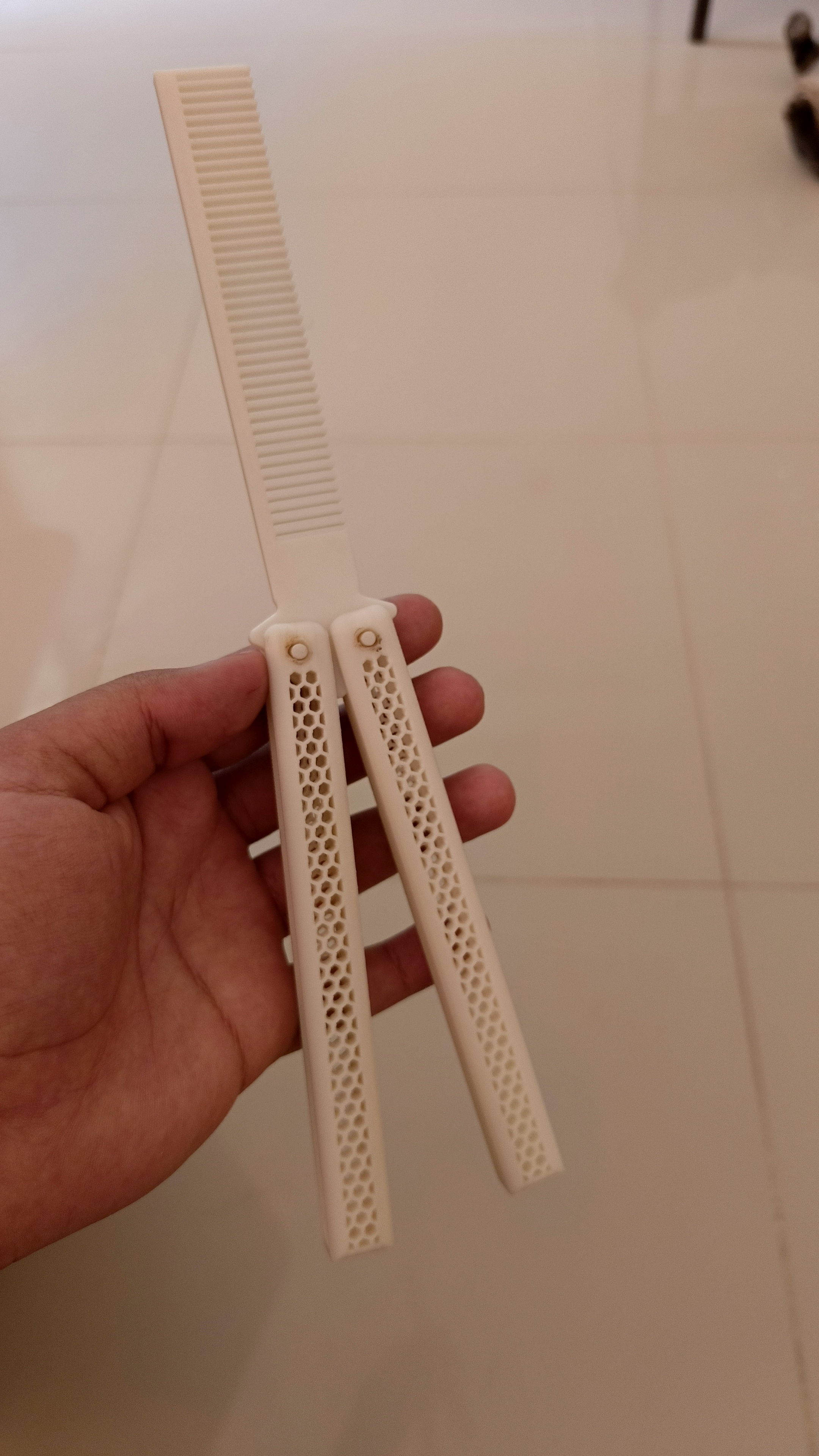 Miniatura 3 do modelo 3D butterfly comb