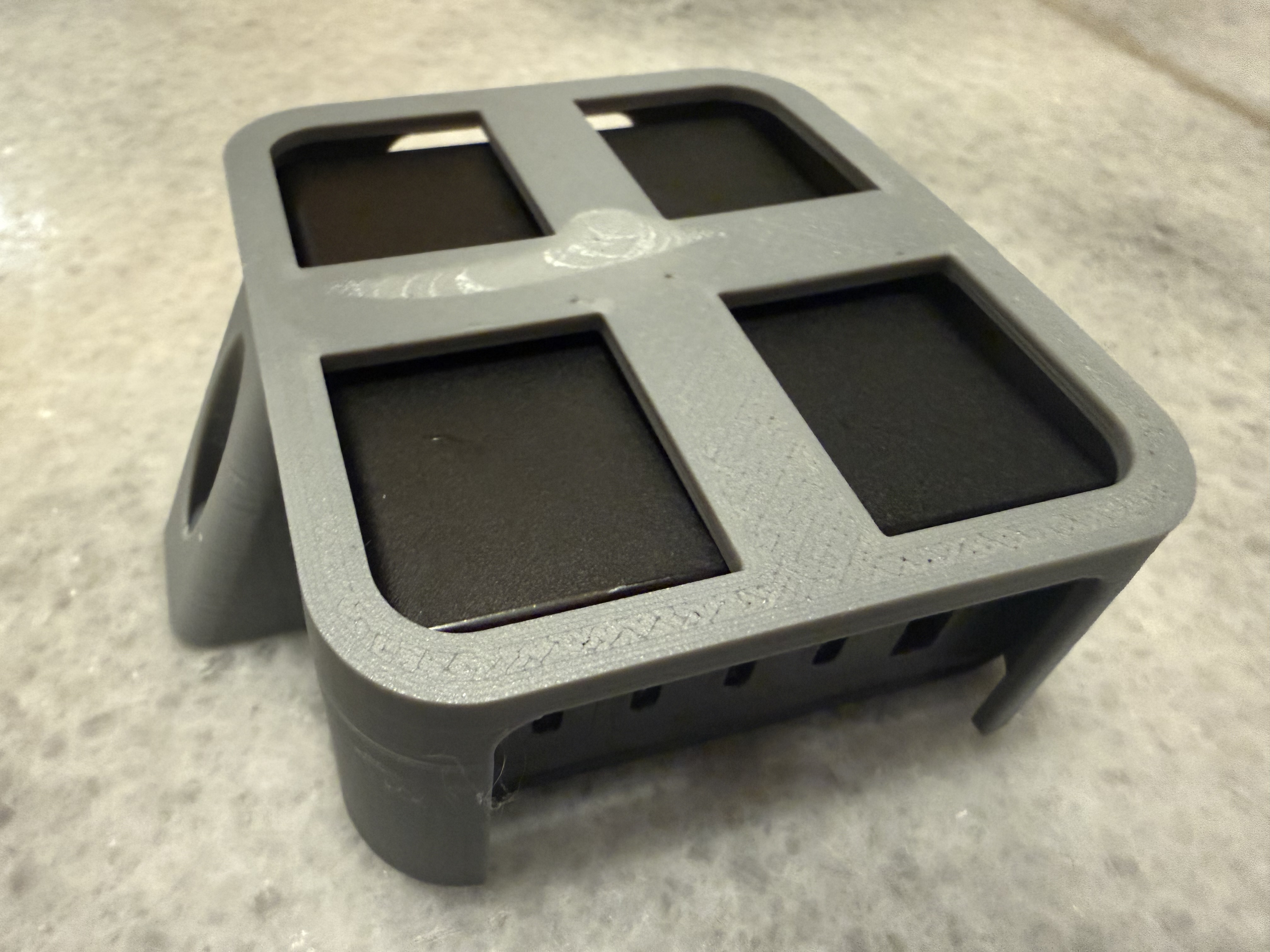 UGREEN GaN 5-in-1 65W desktop charger