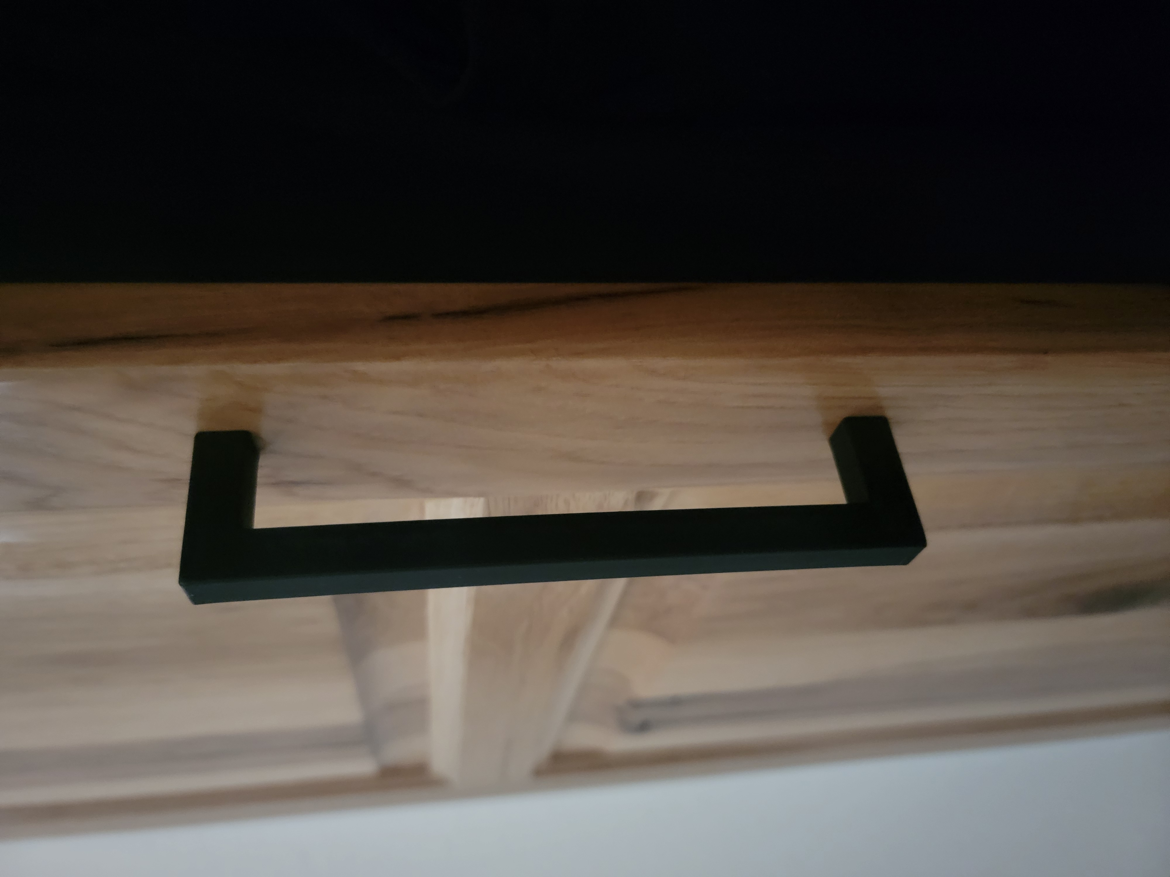 Panel and drawer pulls