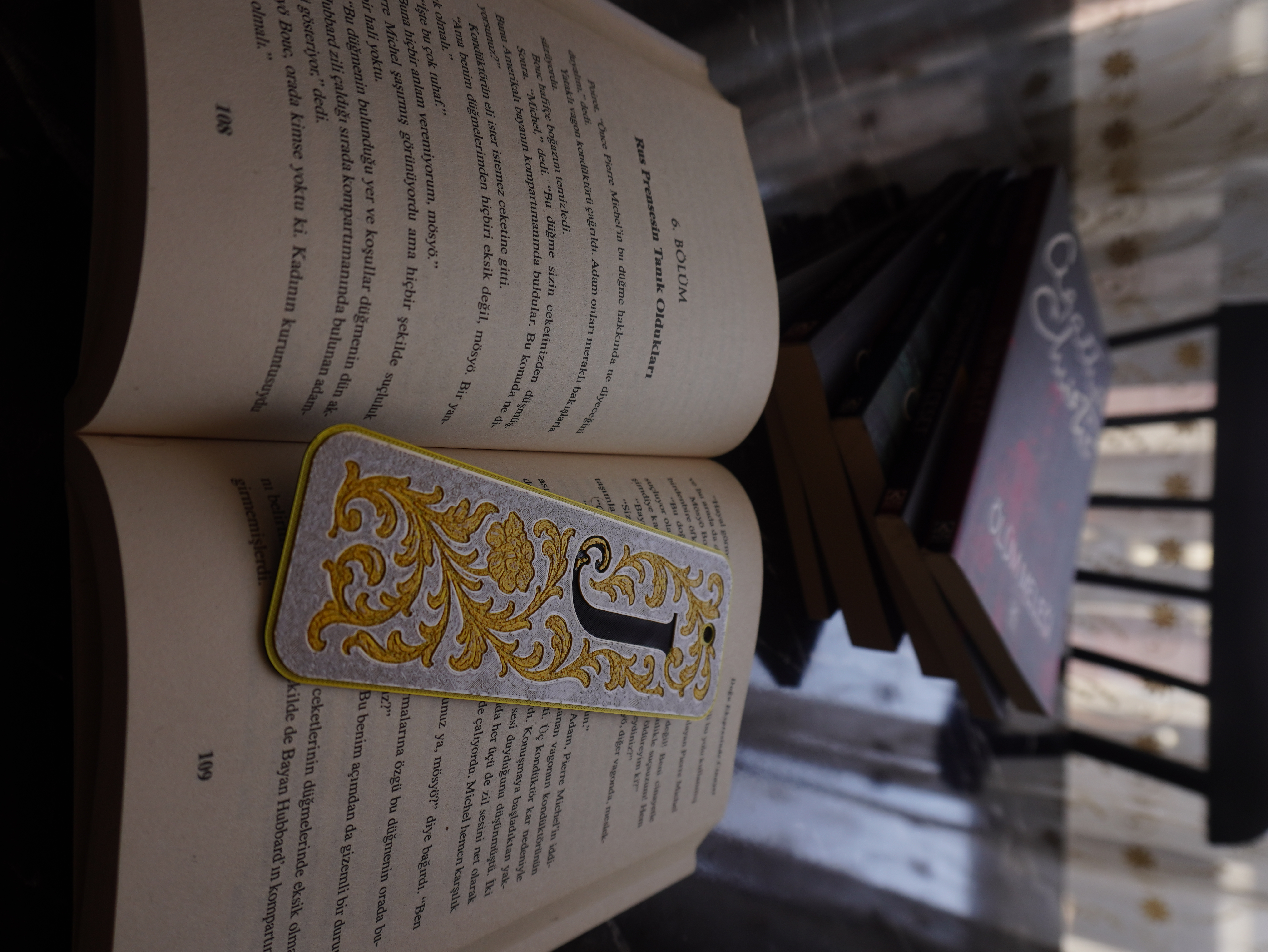 Elegant Monogram Bookmark – Letter J