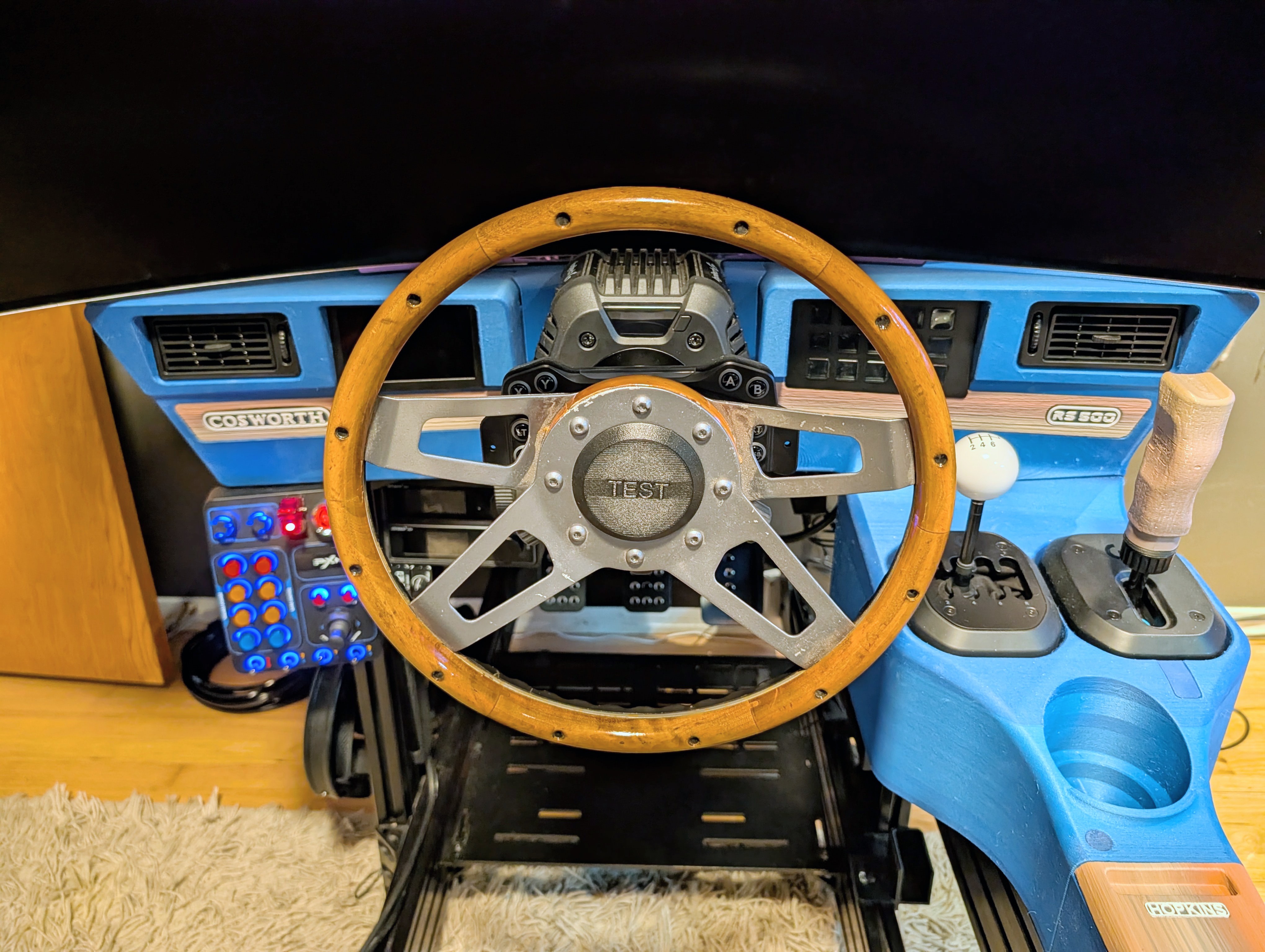 Grant Steering wheel to 6 bolt wheel adapter sim