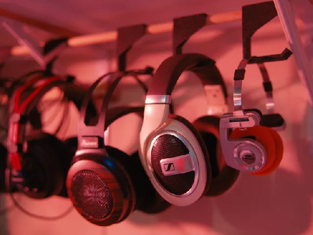 Headphone hanger system for 1/2 in dowel rods