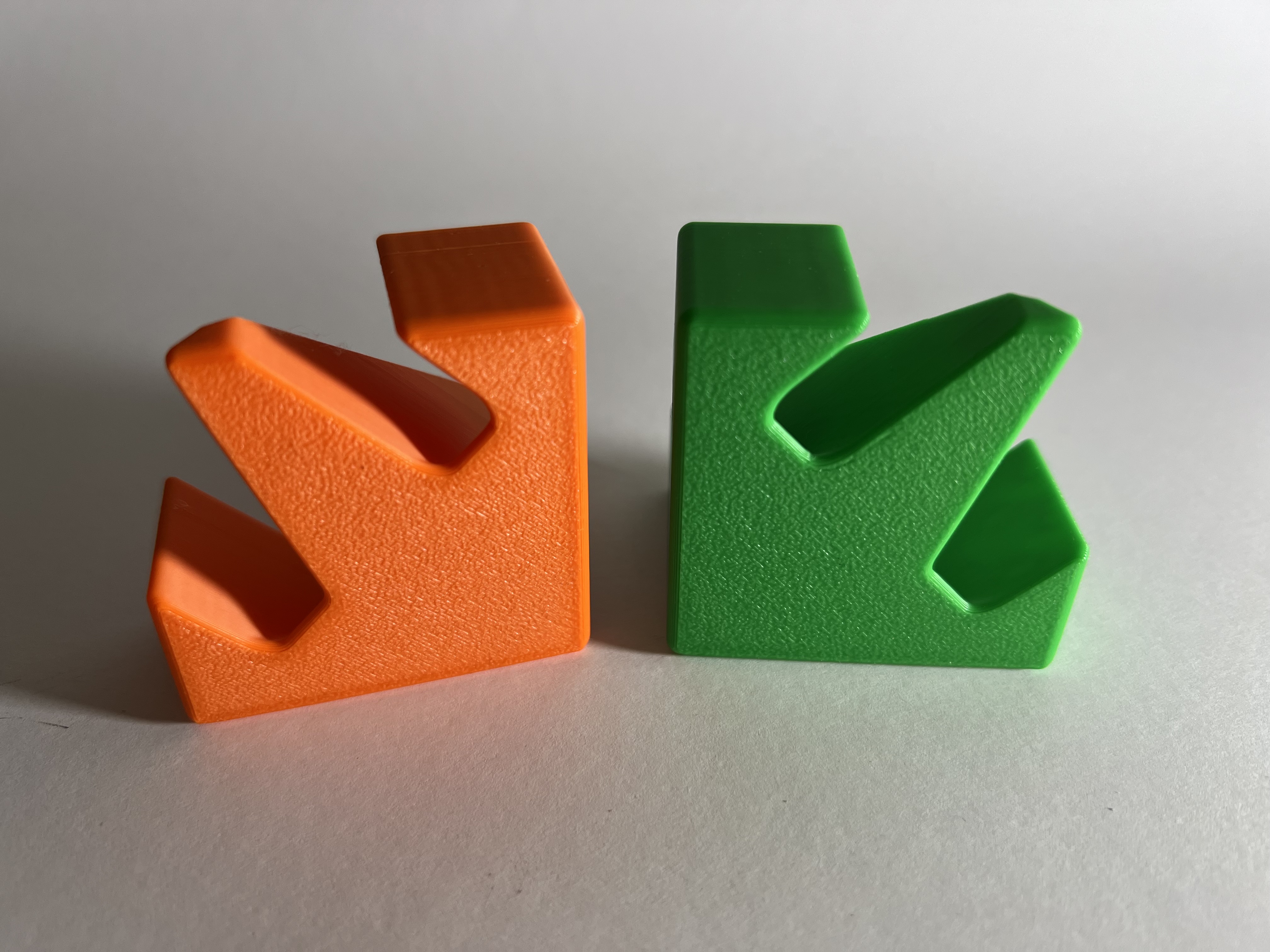 Negative Space N Cube Logo — miniatura 9