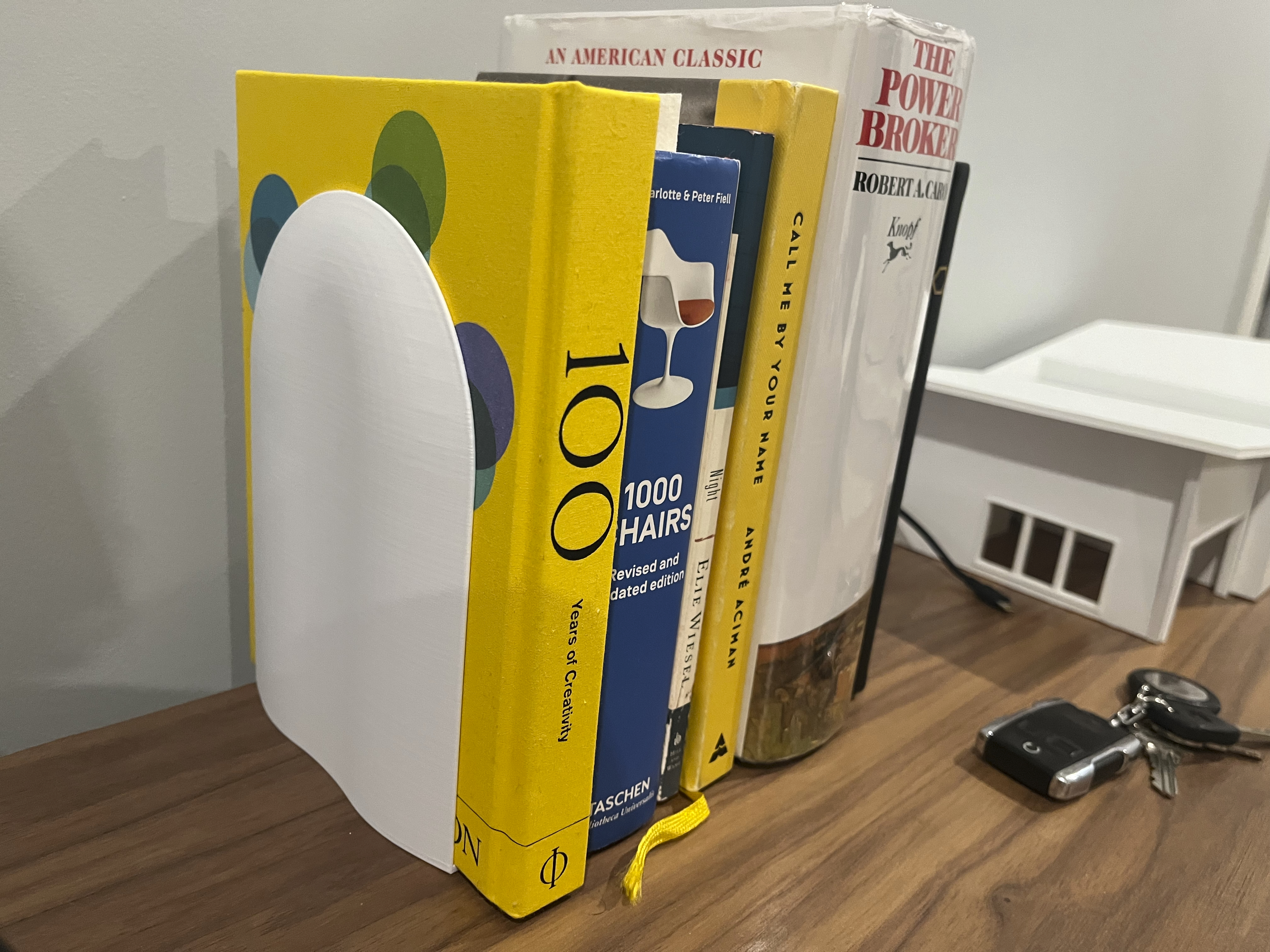 Adjustable Bookend