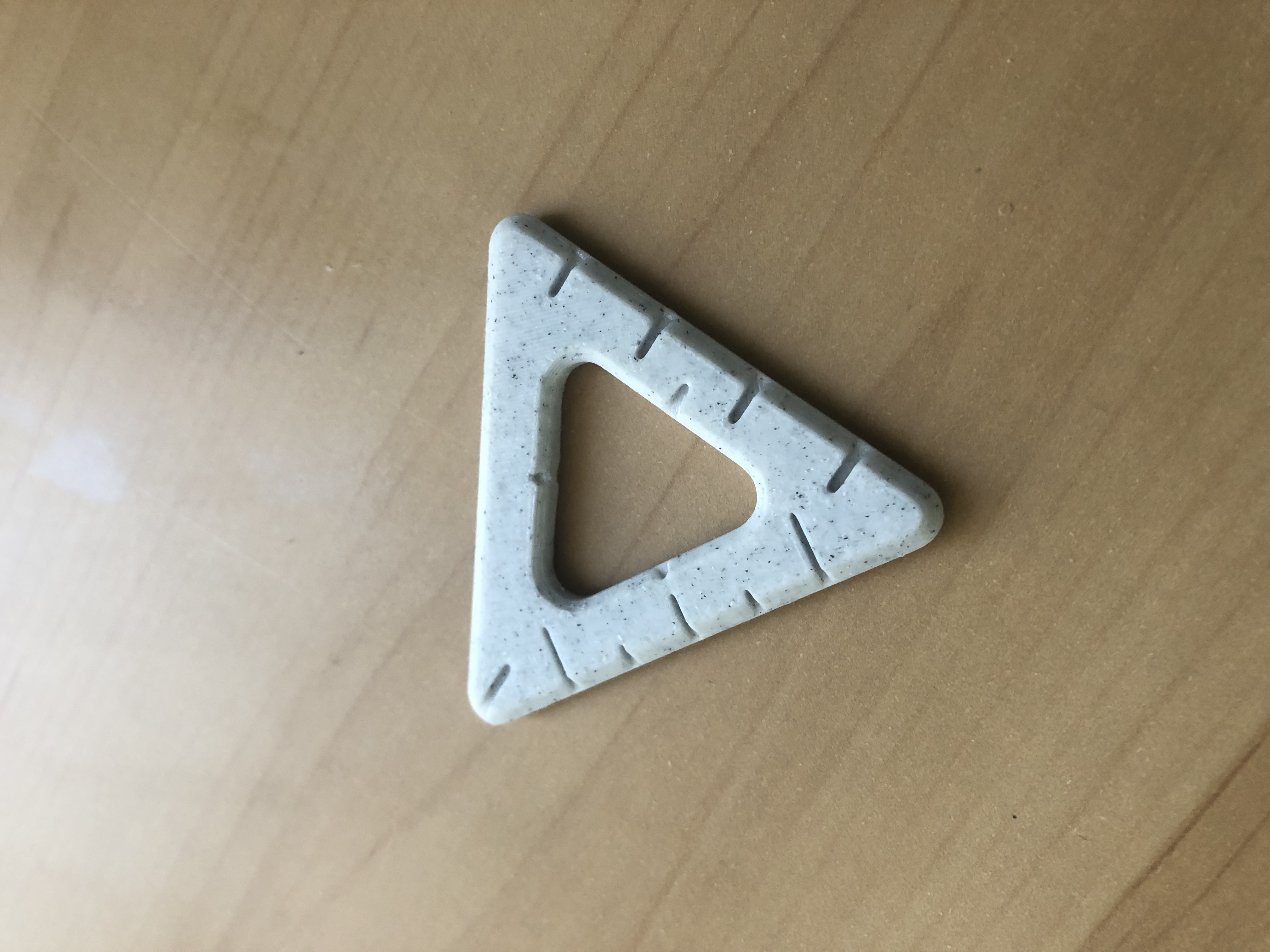 Miniatura 3 do modelo 3D 3-side Multi-tool Keychain