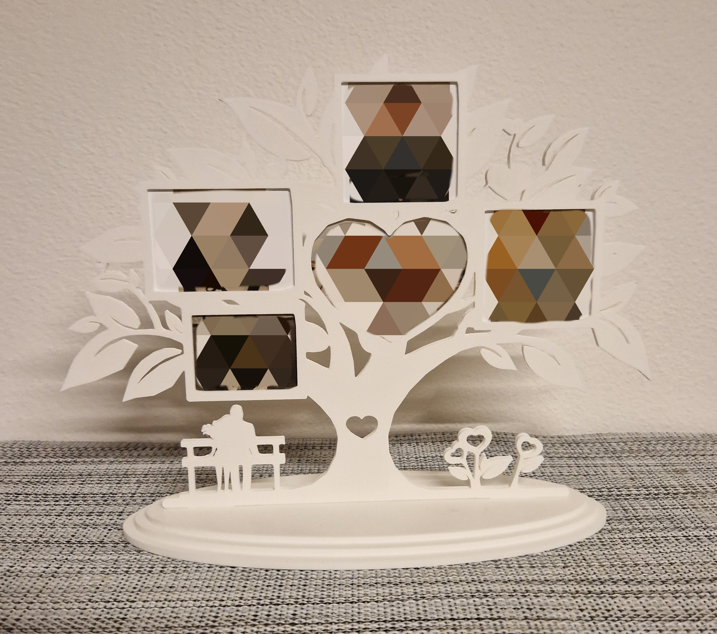 Photo frame tree