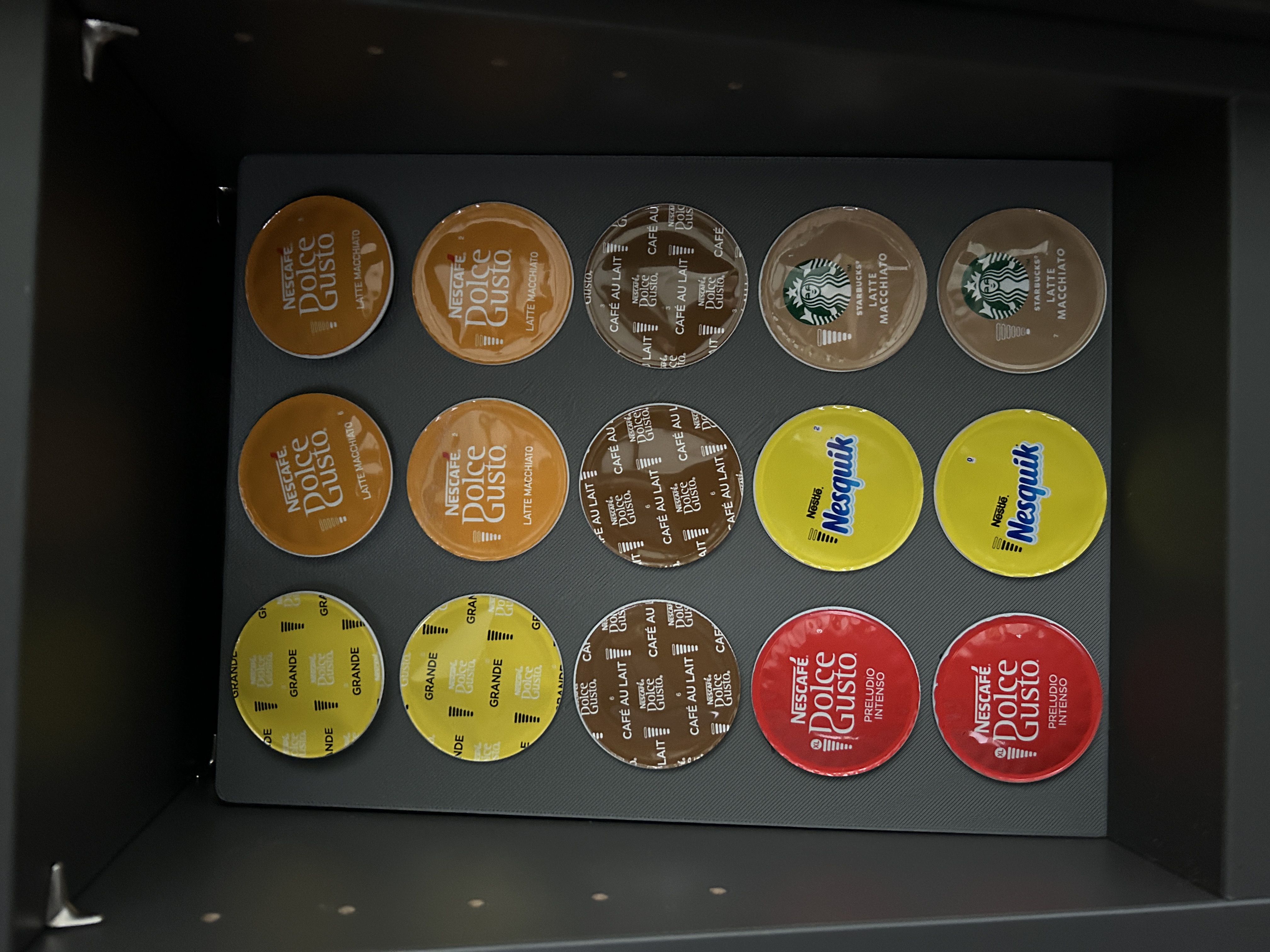 Simple capsule holder for Dolce Gusto