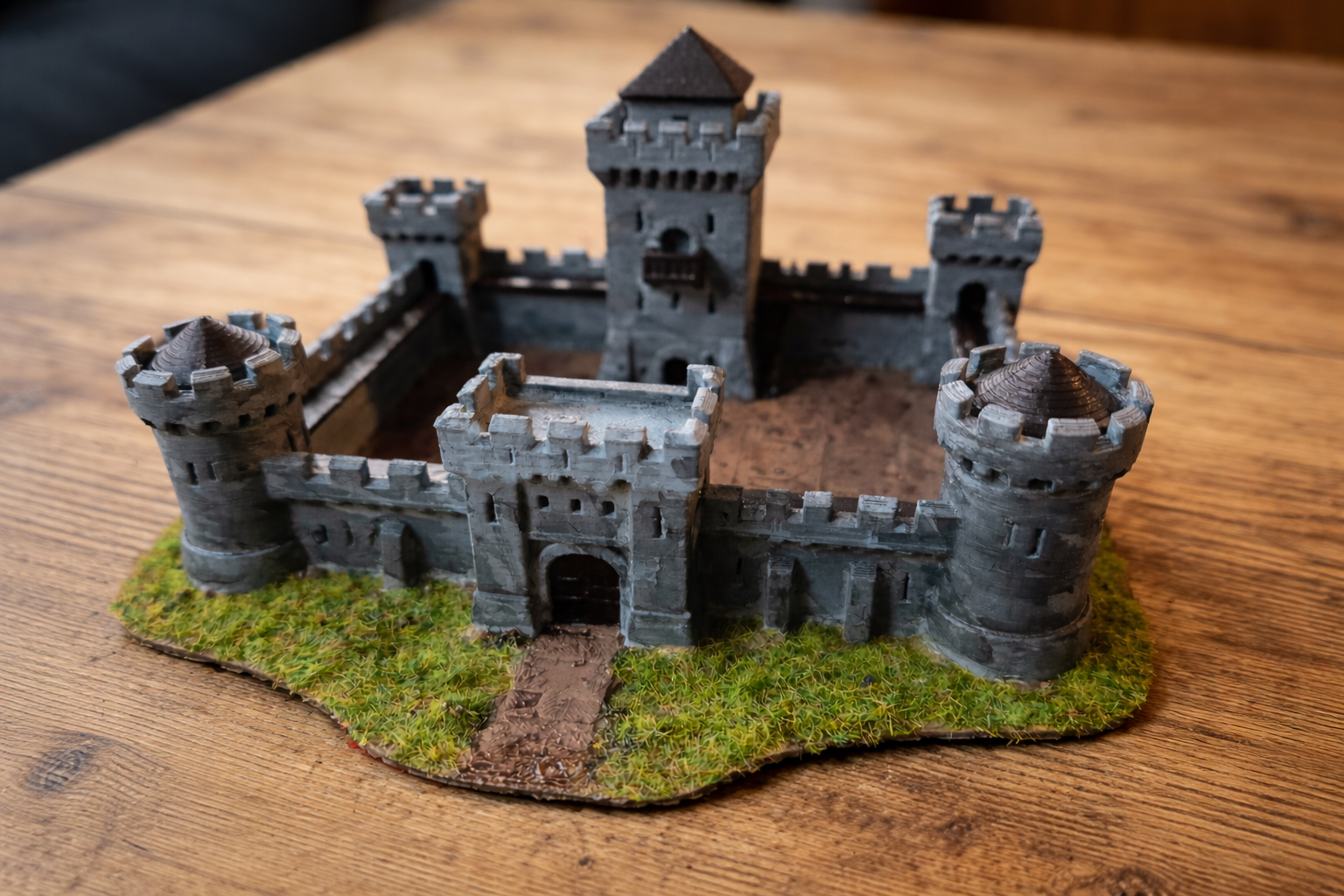 Medieval Castle Suitable for 28mm War Gaming Terrain