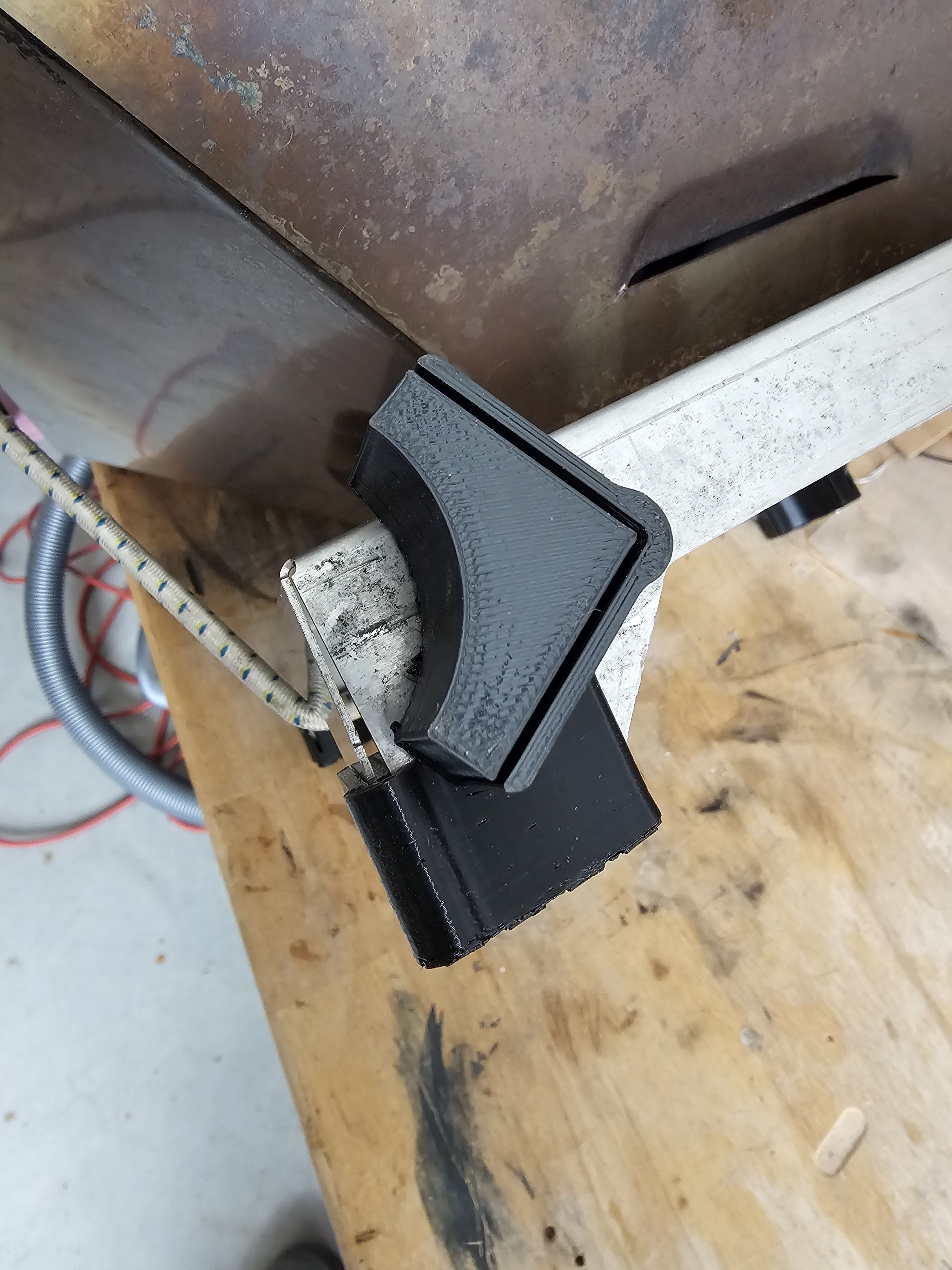TPU feet for my stainless steel (Thüros) grill
