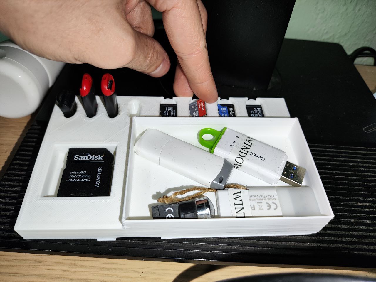 Sdcard/USB holder