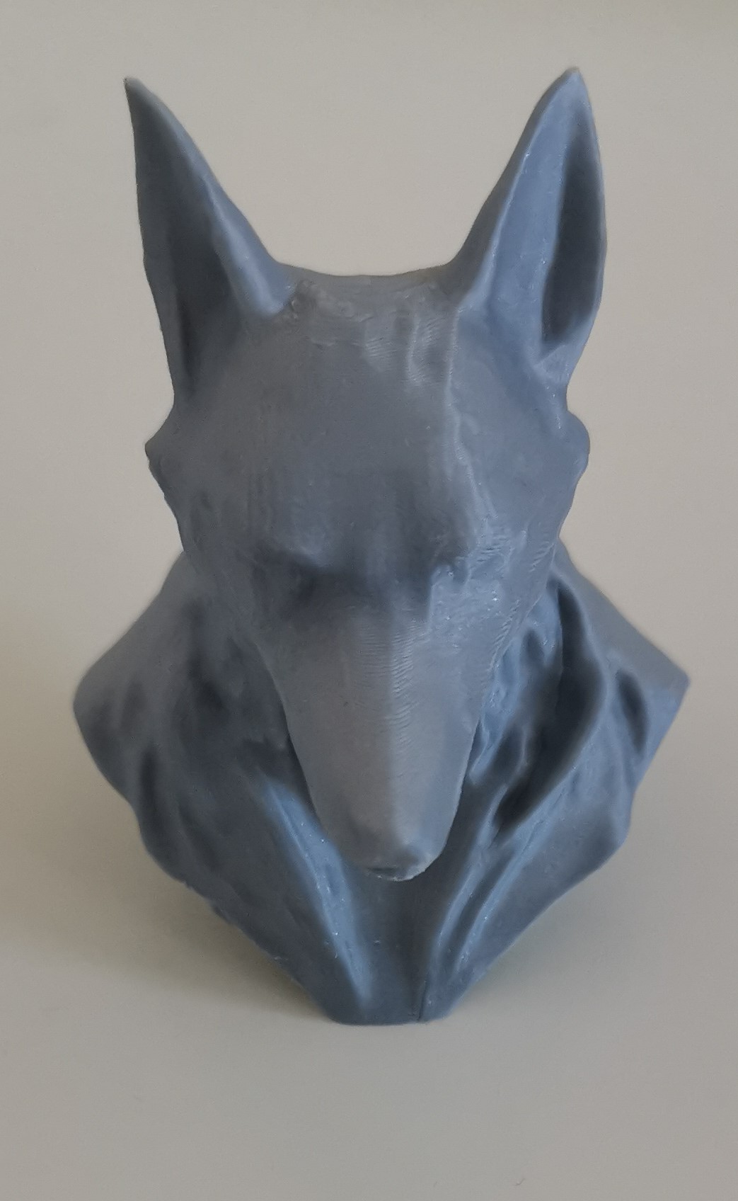 Miniatura 6 do modelo 3D Wolf bust (Luma AI Generated)